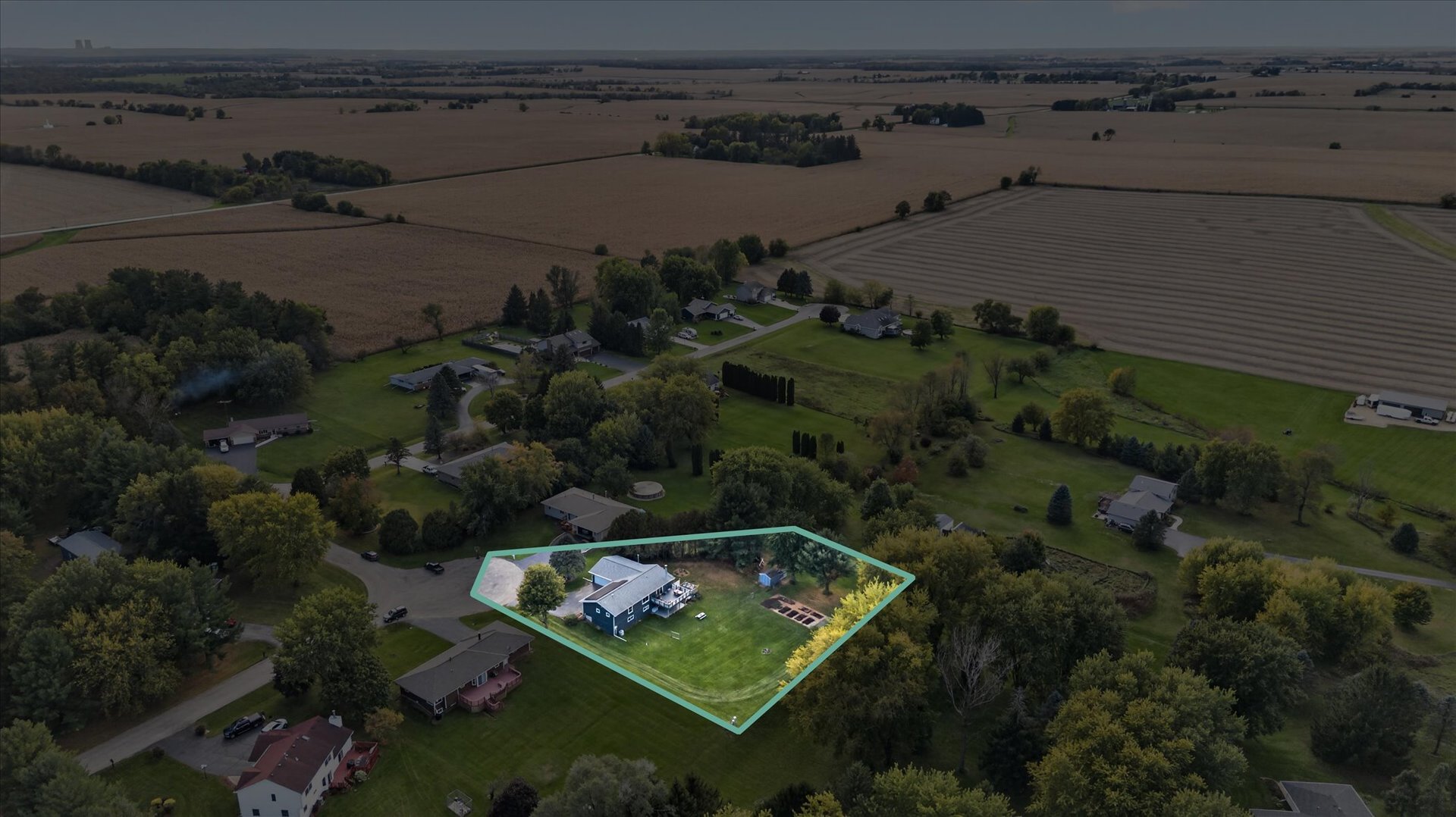 main property photo 41