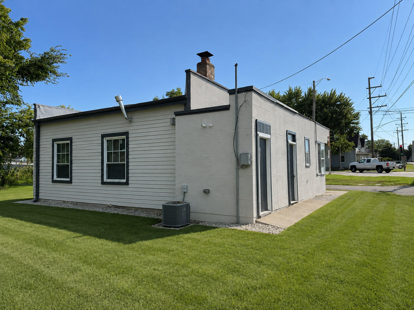 main property photo 4