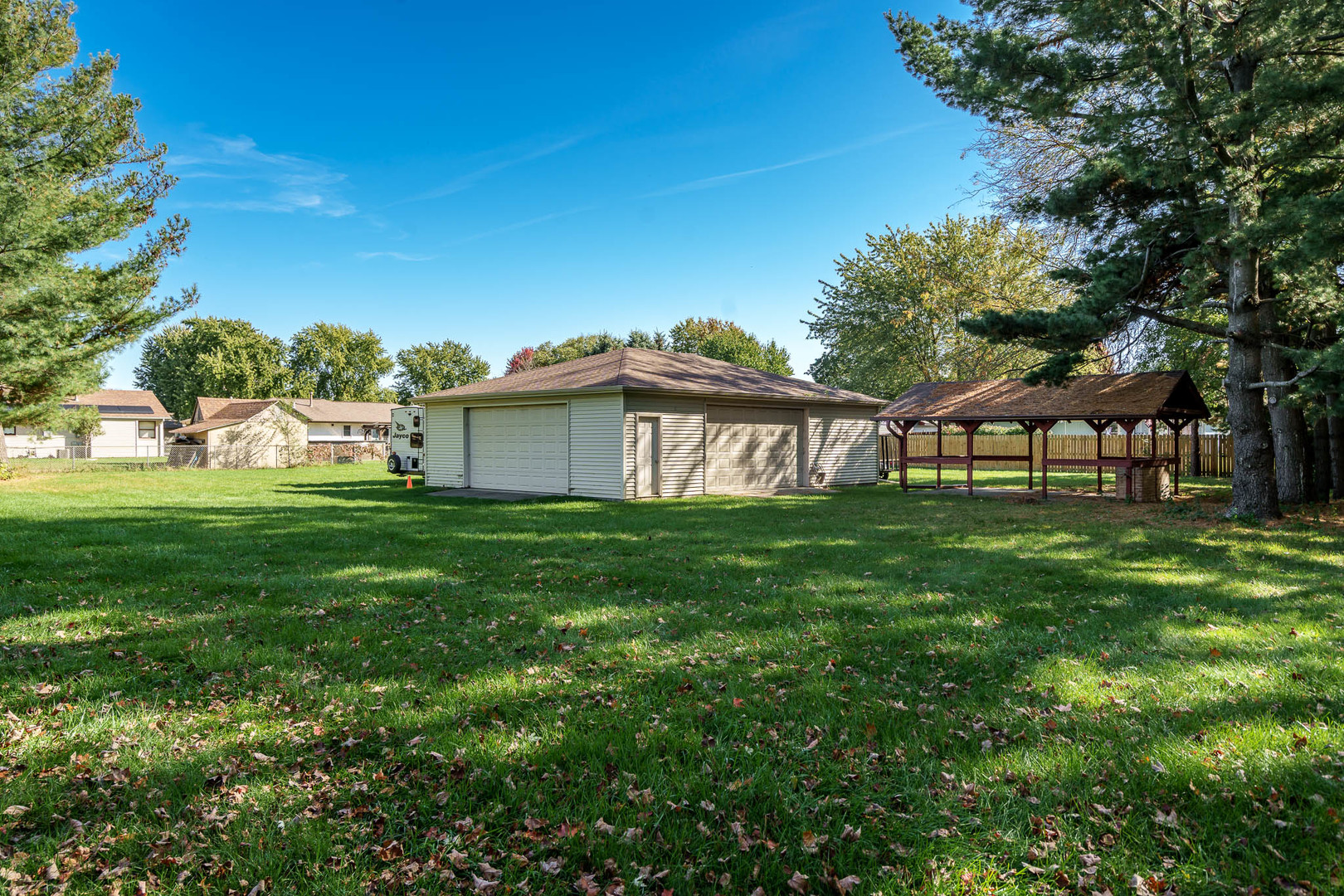 main property photo 32