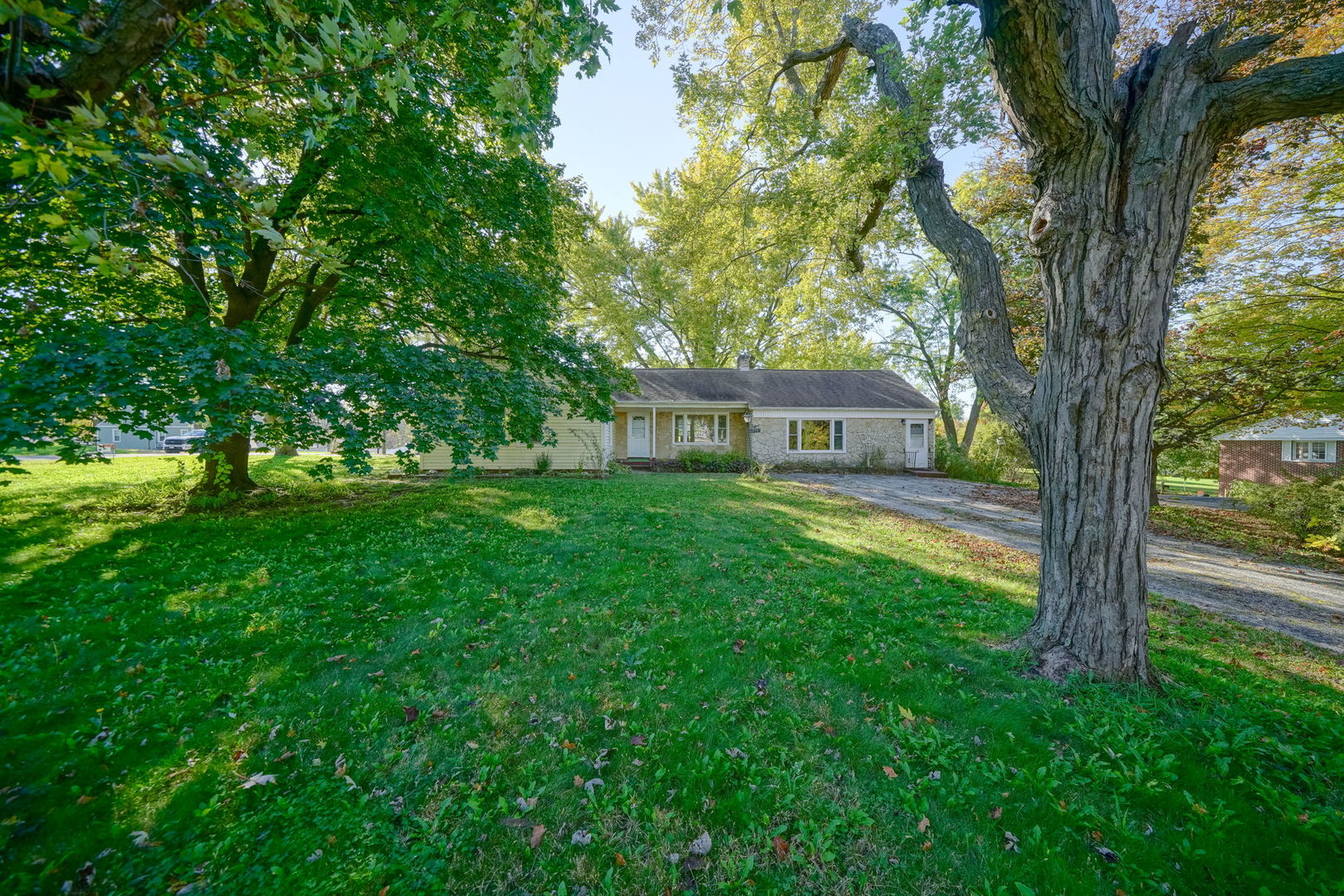 main property photo 27