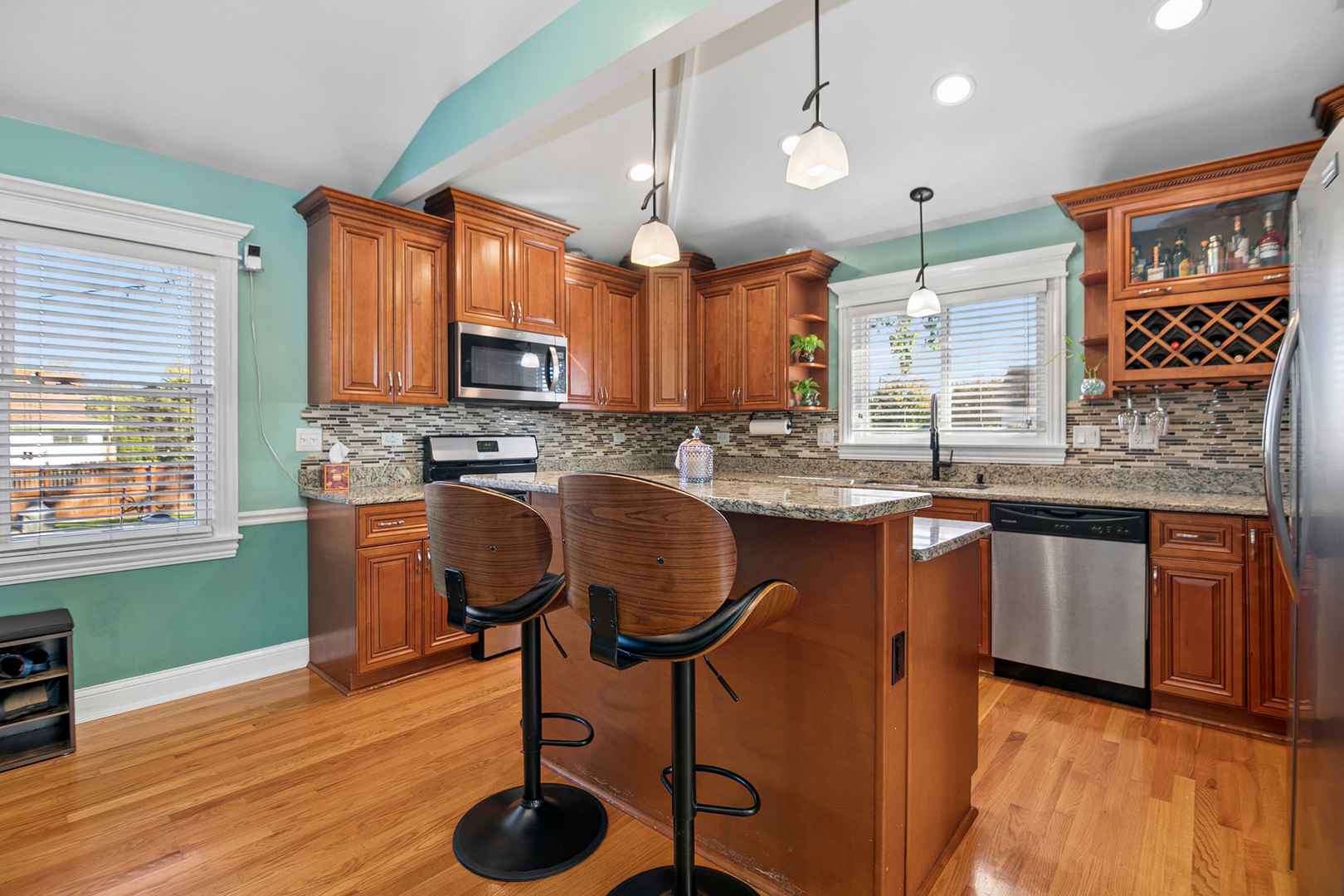main property photo 10