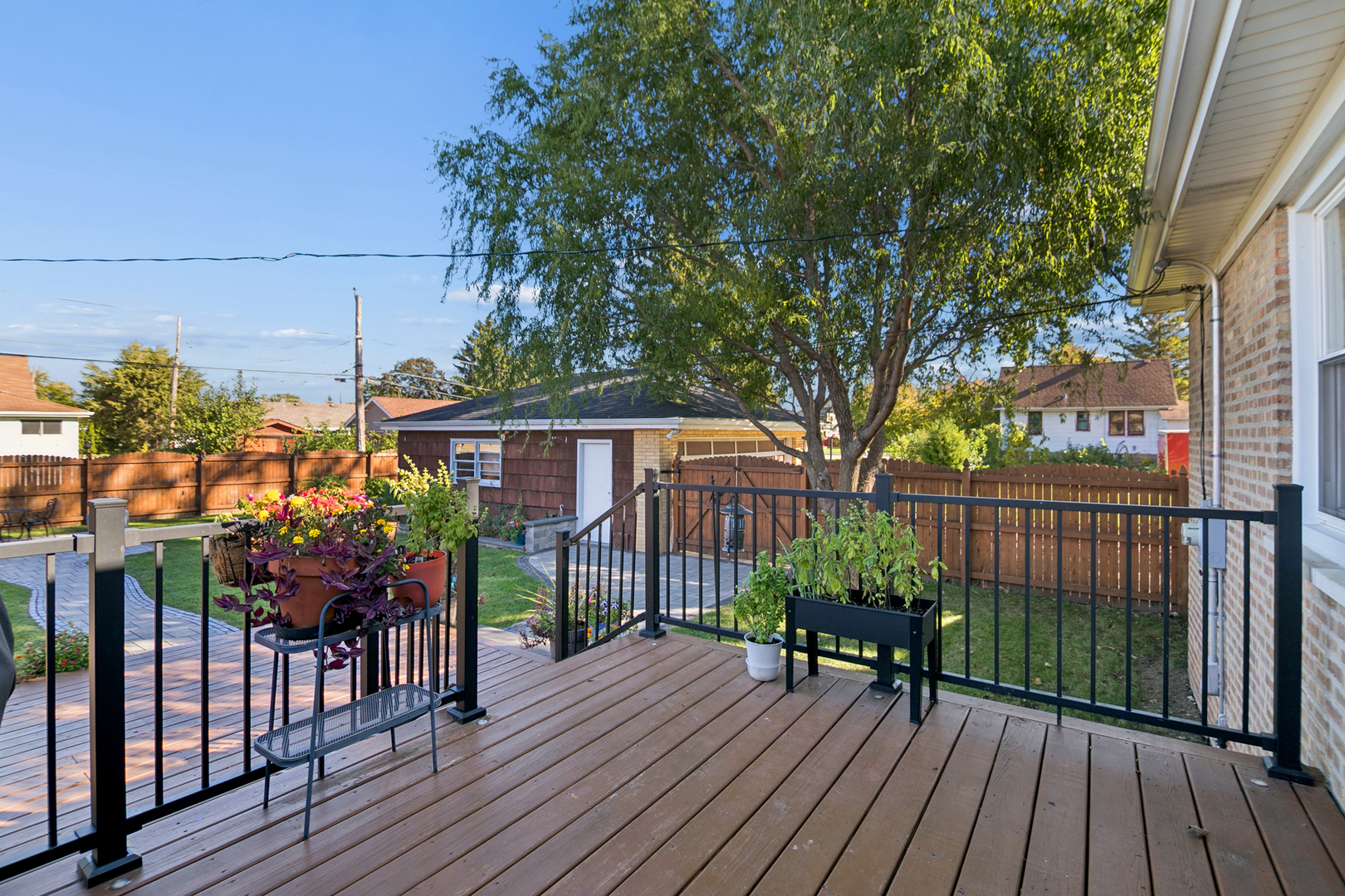 main property photo 27