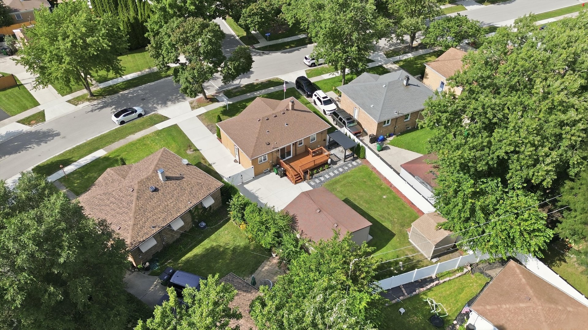 main property photo 26