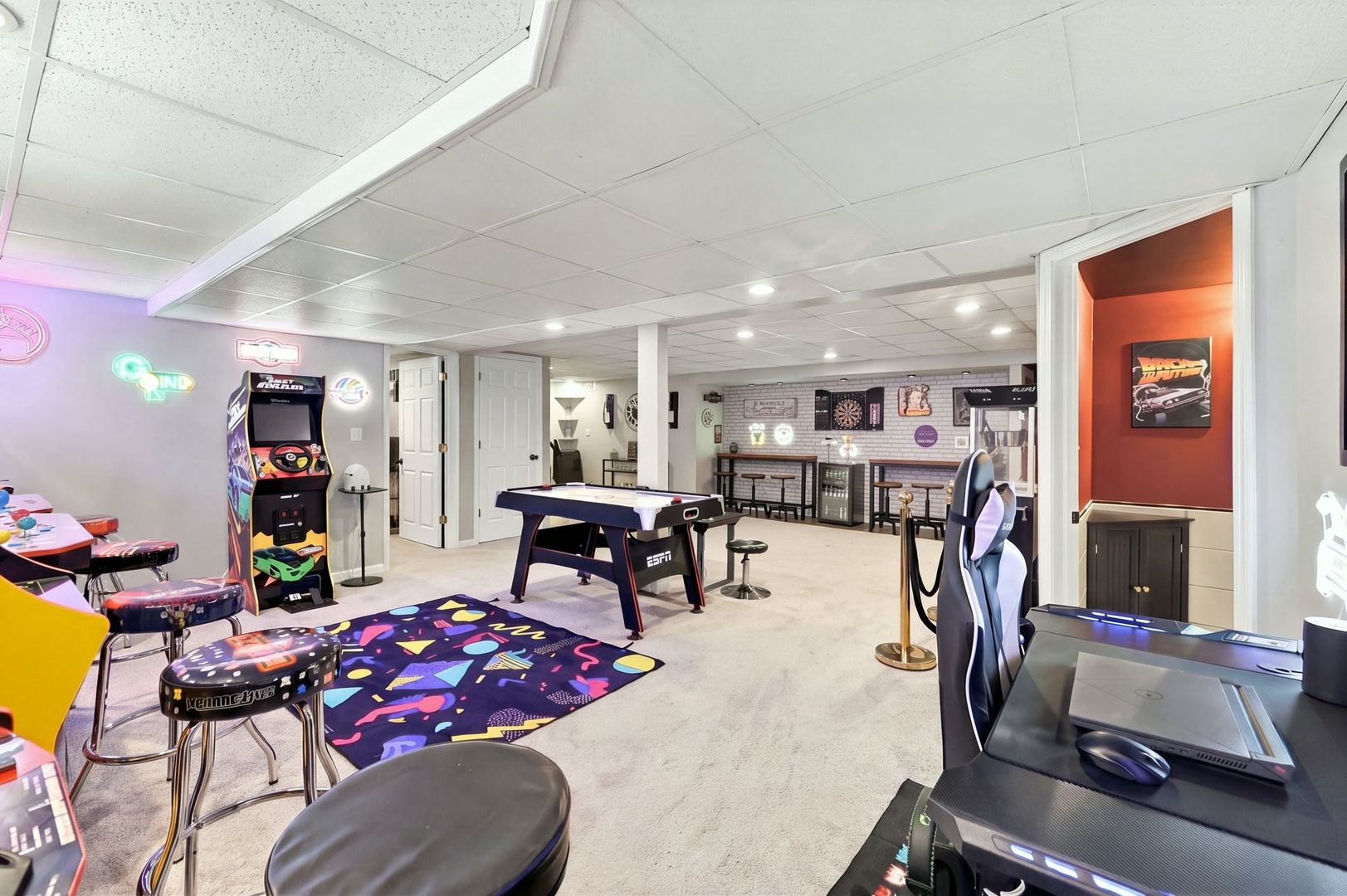 main property photo 50
