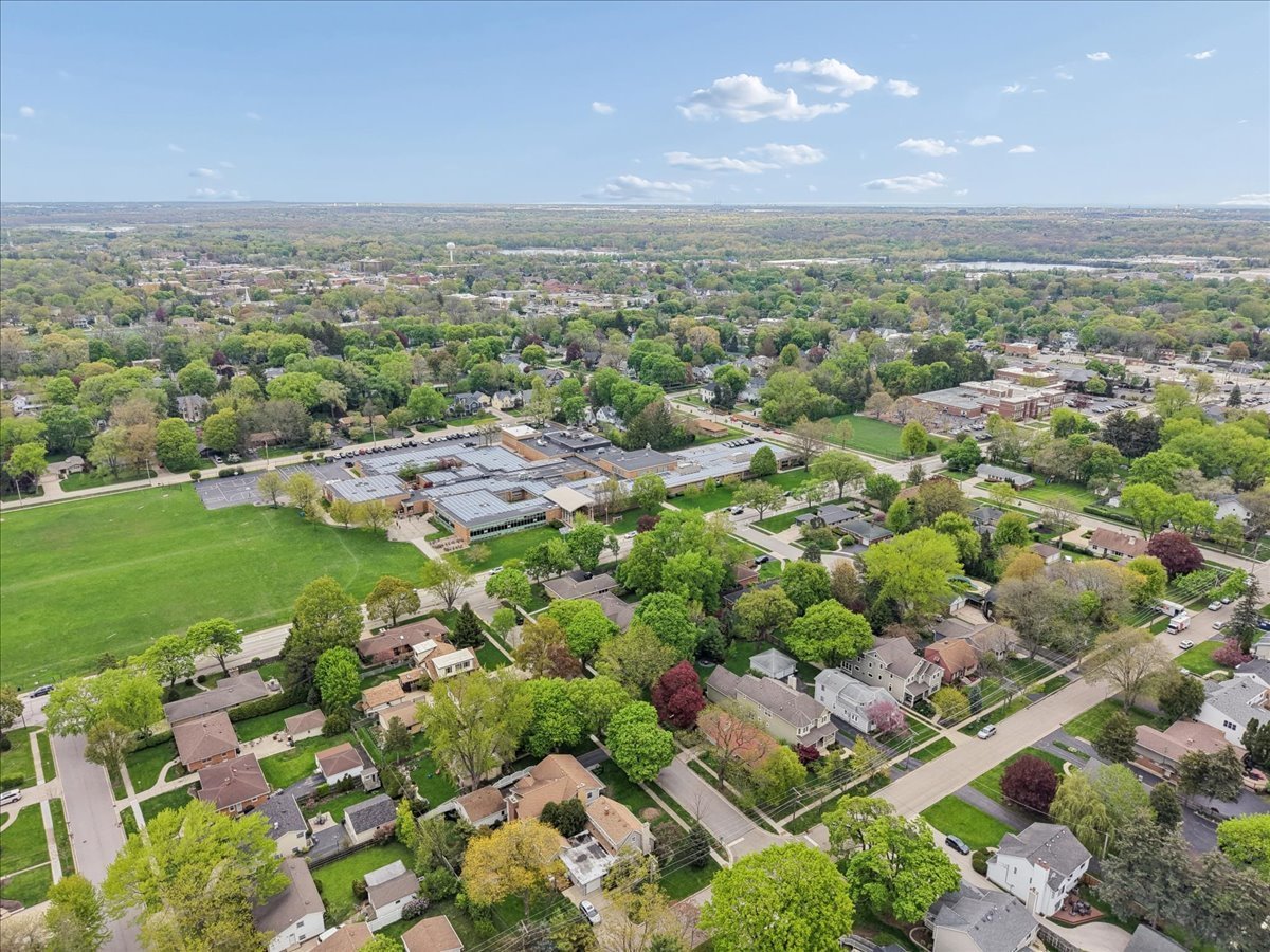 main property photo 33
