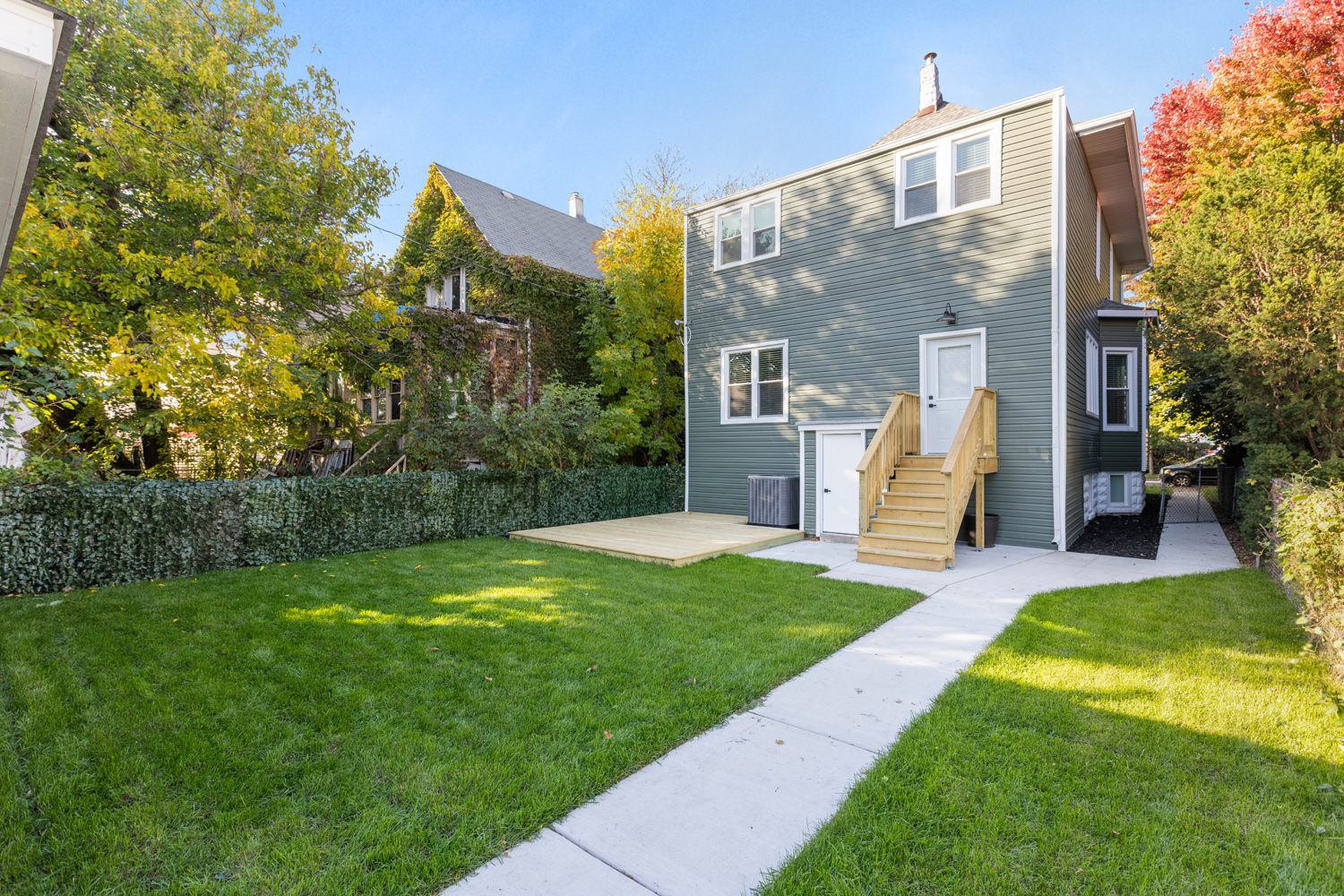 main property photo 30