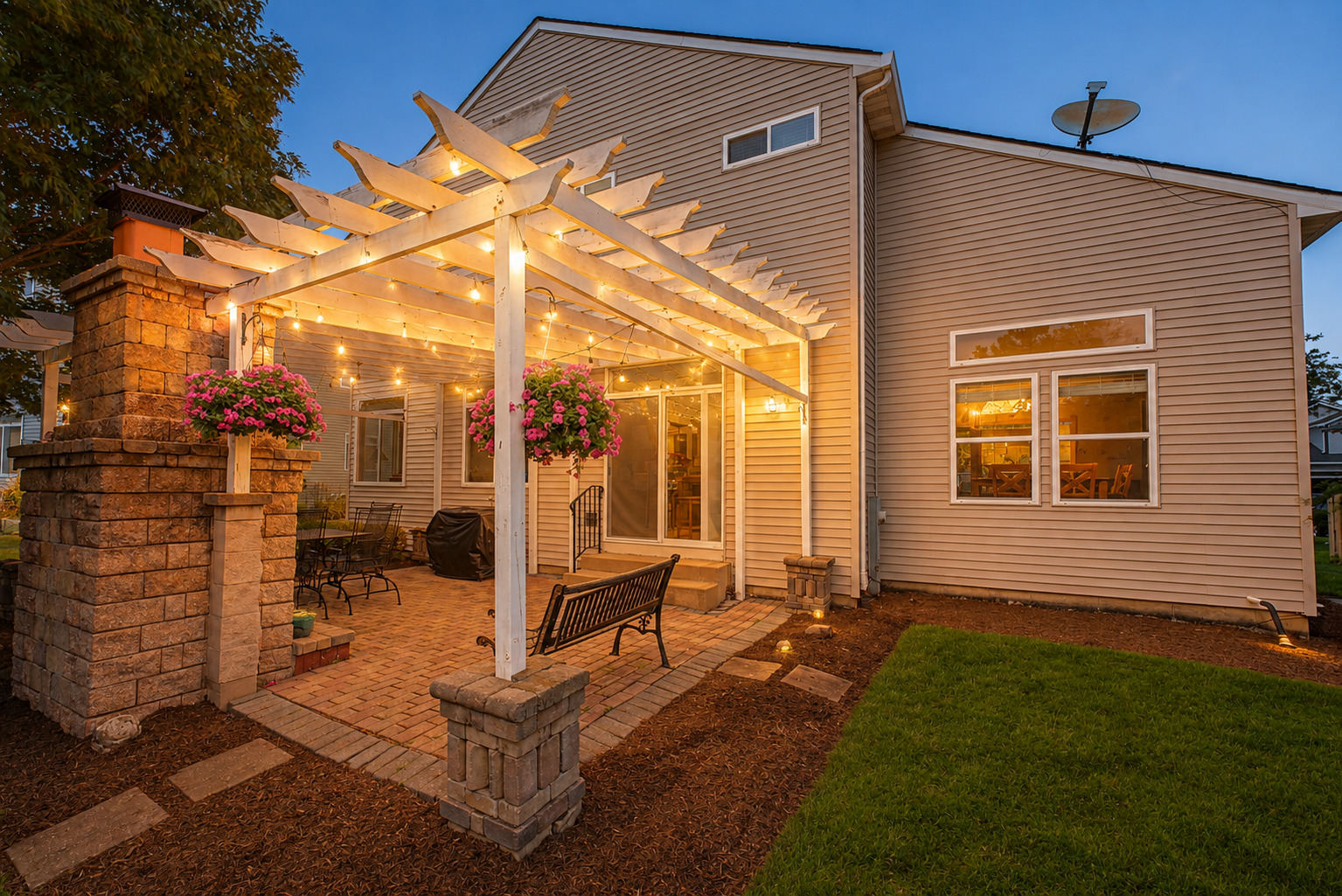 main property photo 25