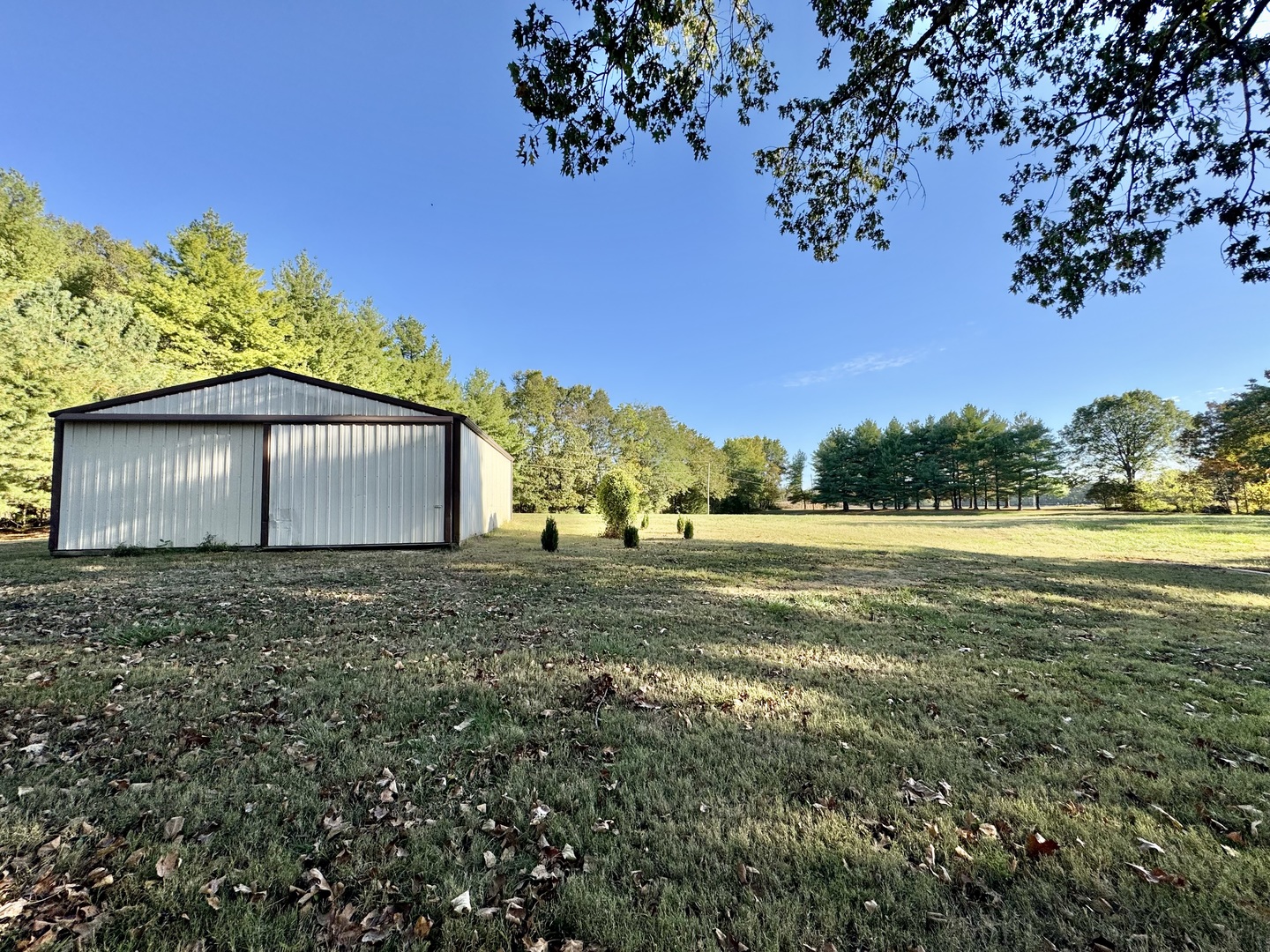 main property photo 17