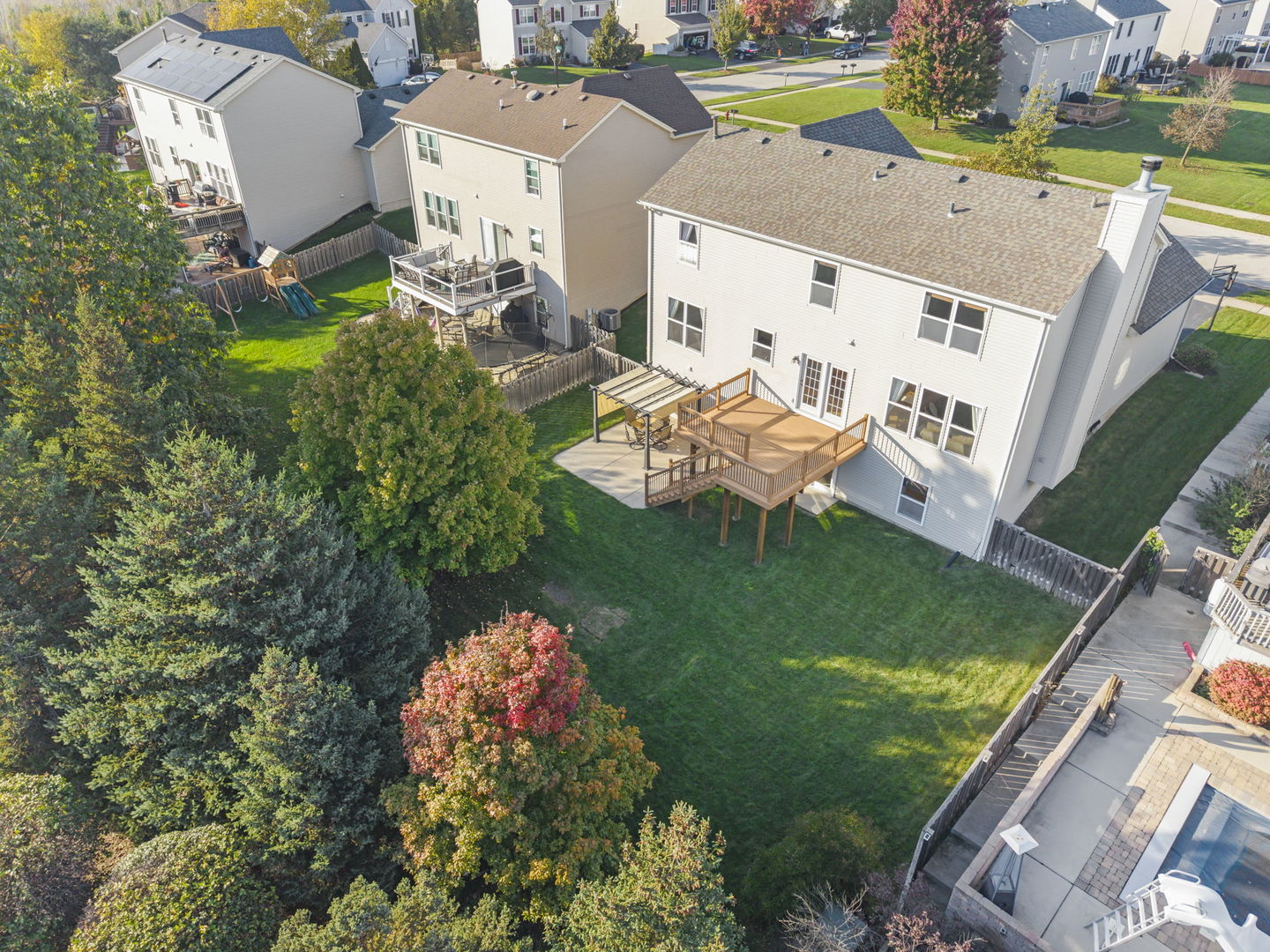 main property photo 36