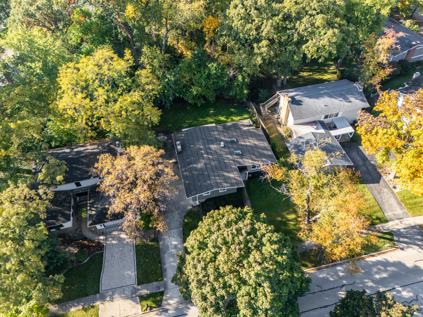 main property photo 50