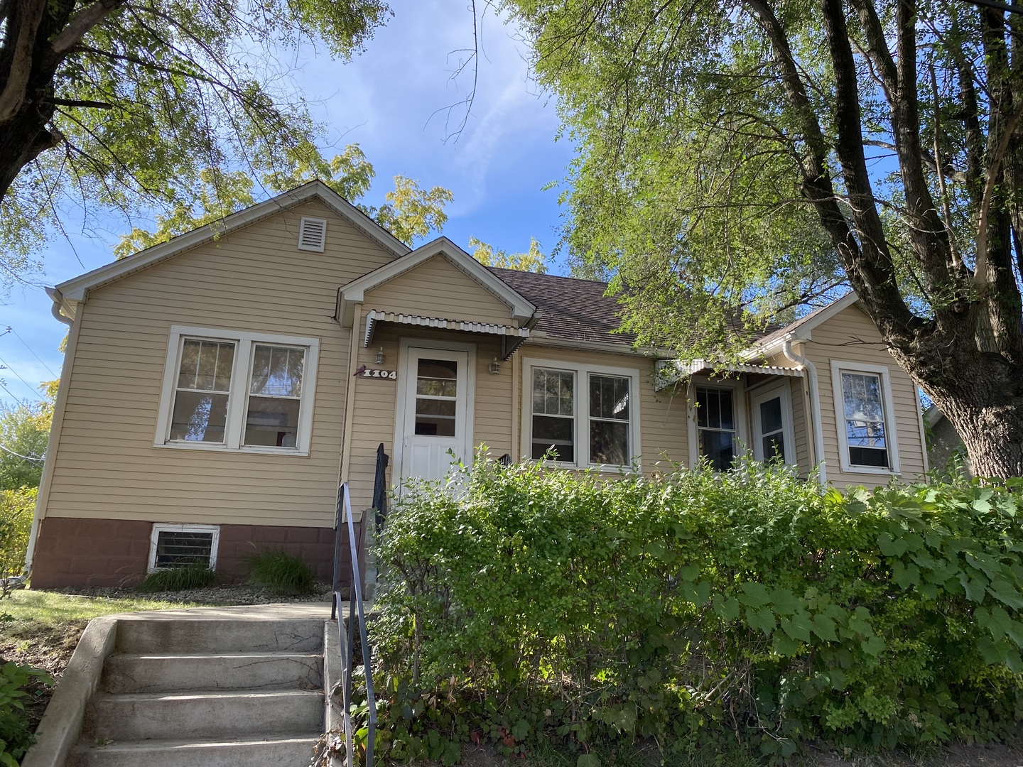 main property photo 13