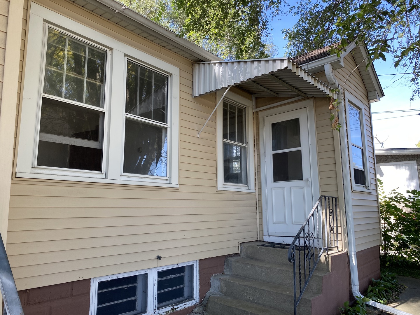 main property photo 14