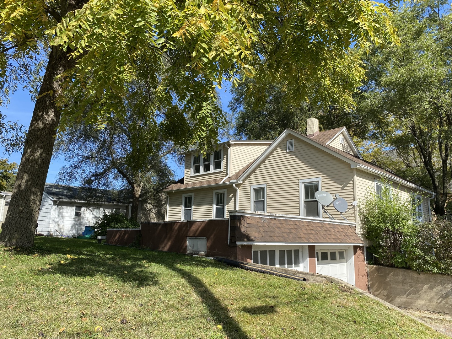 main property photo 19
