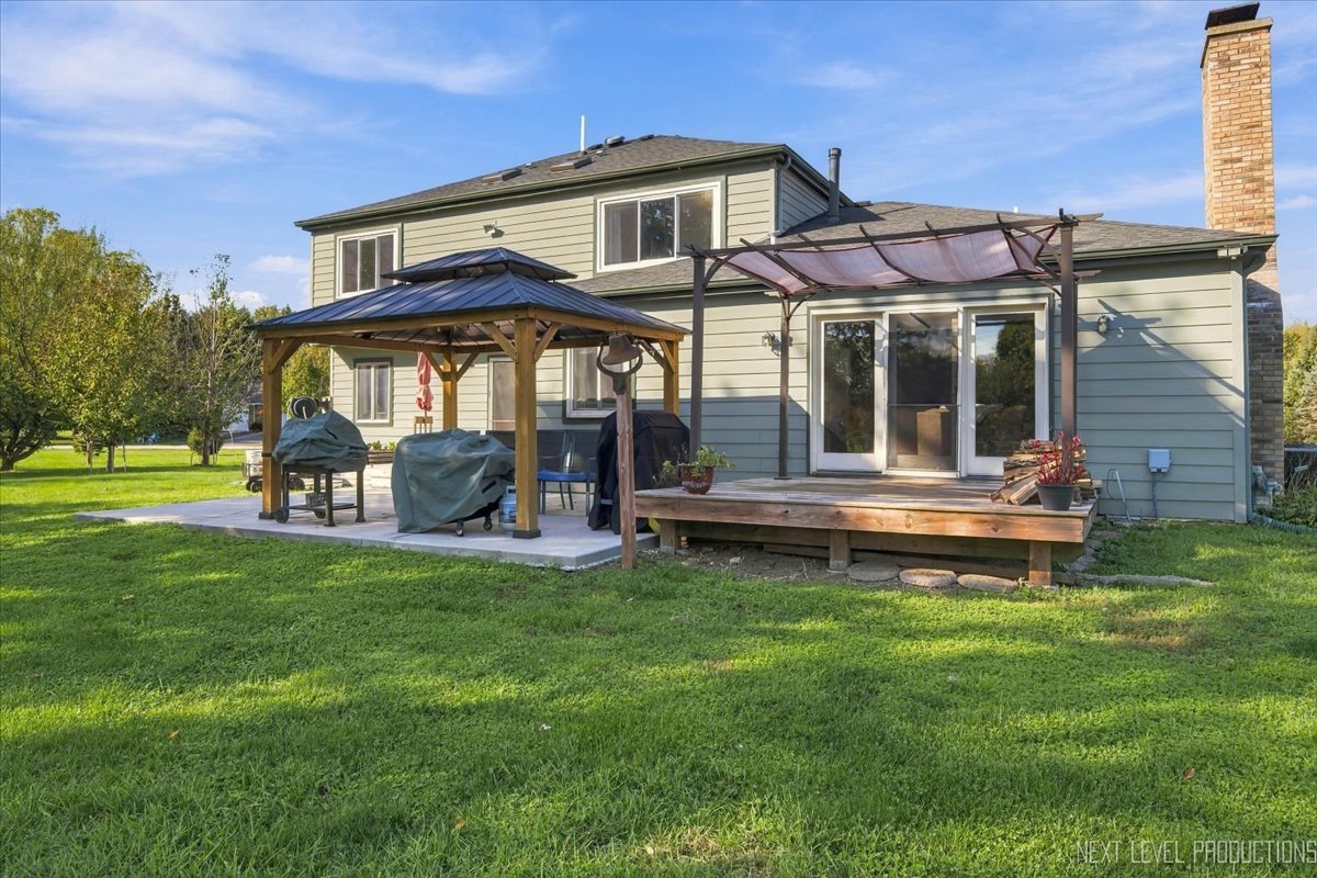 main property photo 25