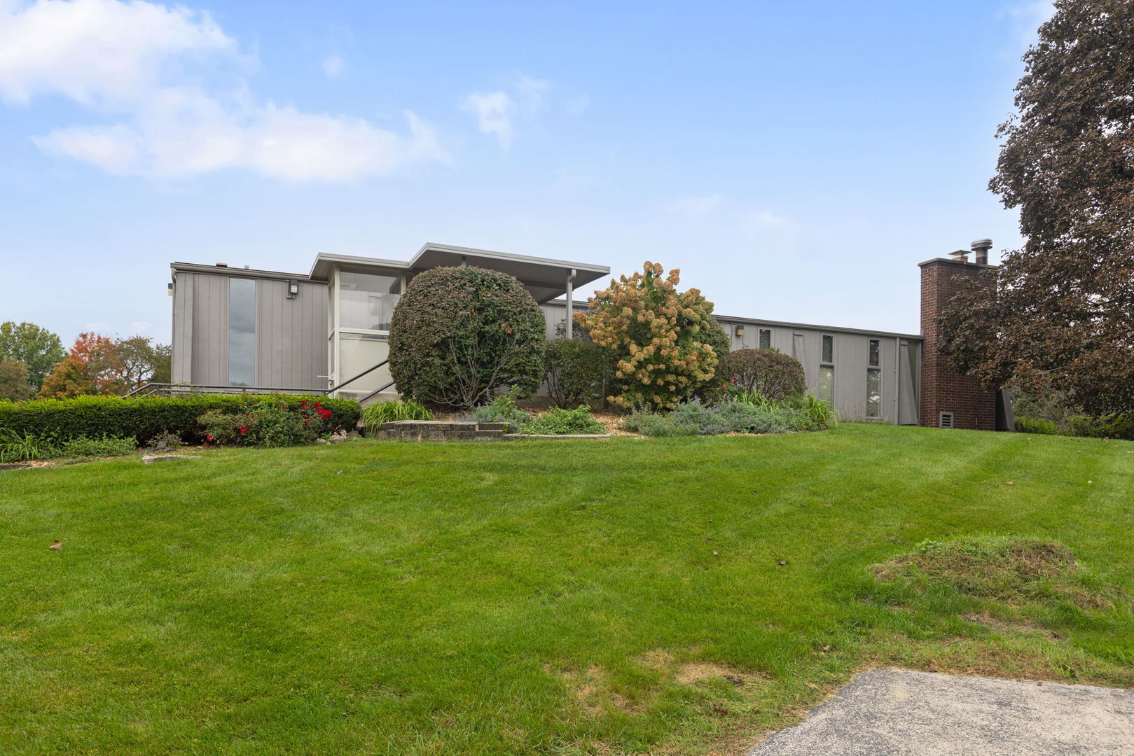 main property photo 19