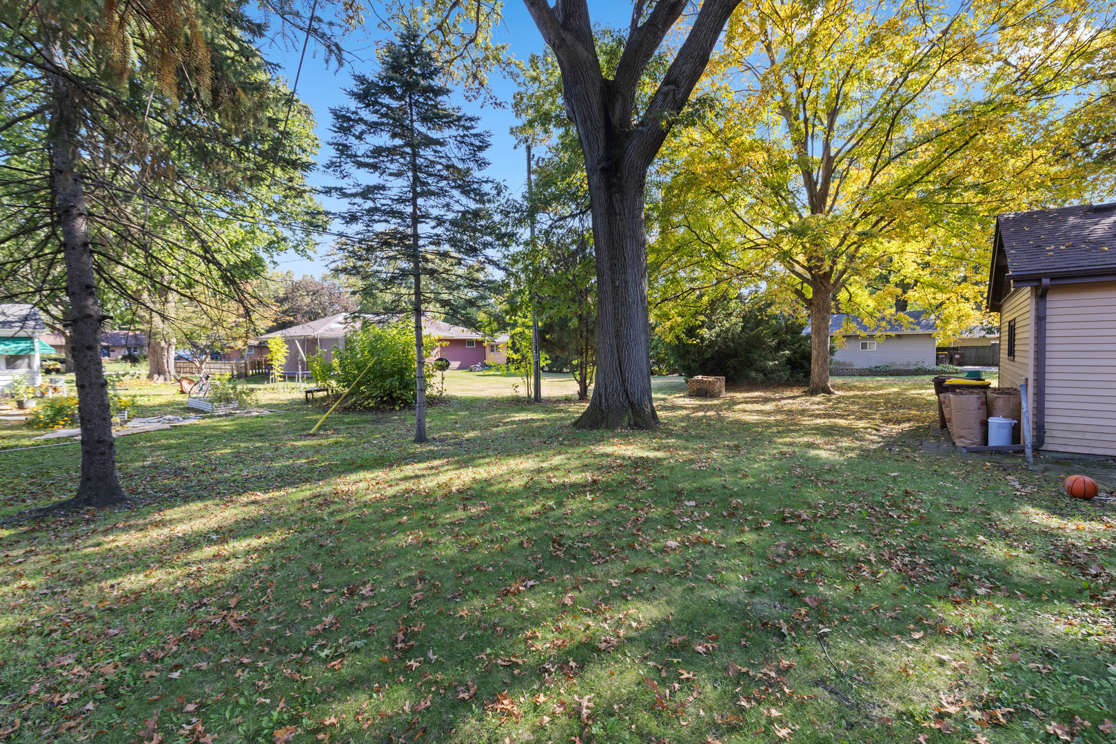 main property photo 21