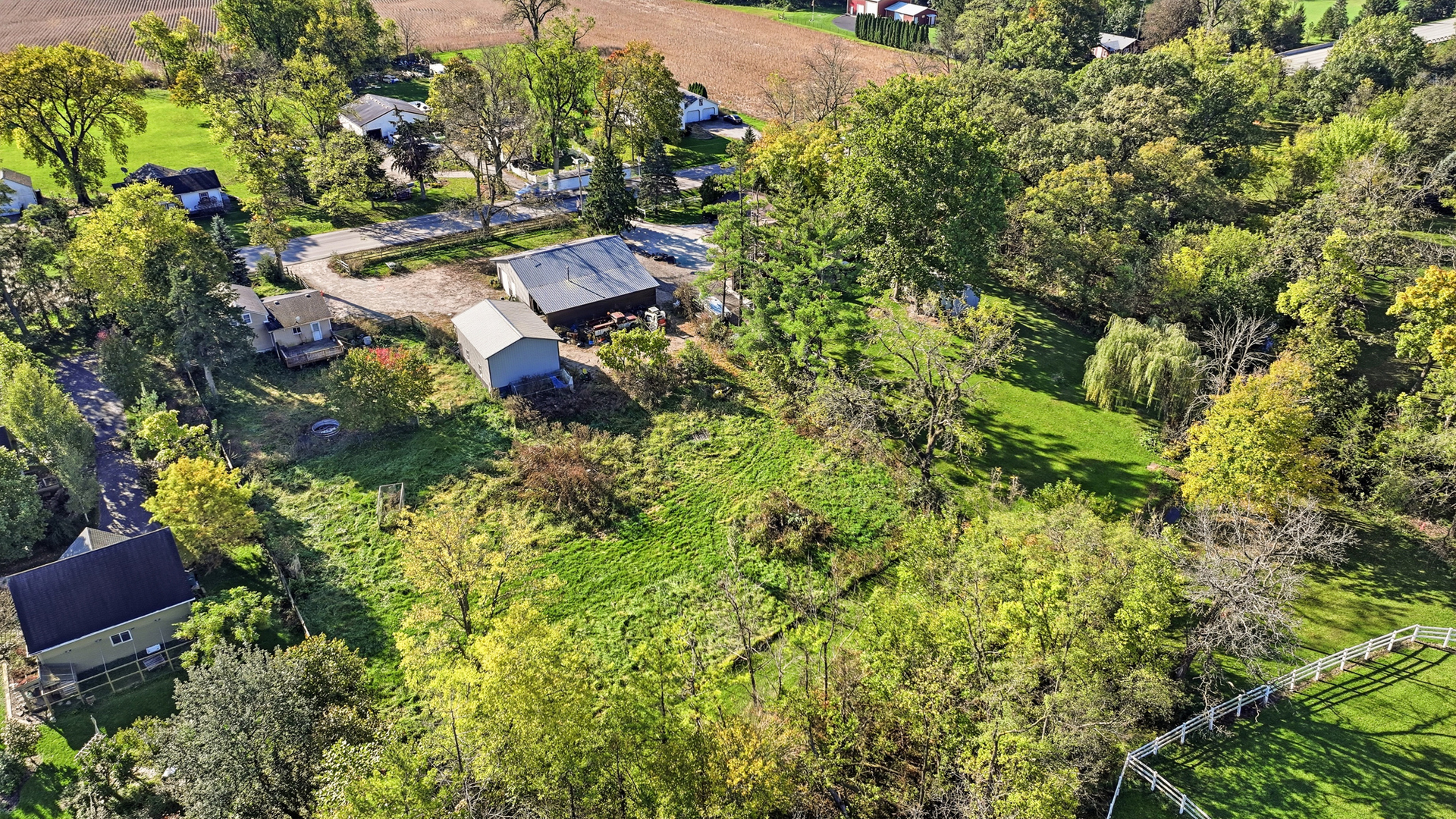 main property photo 11