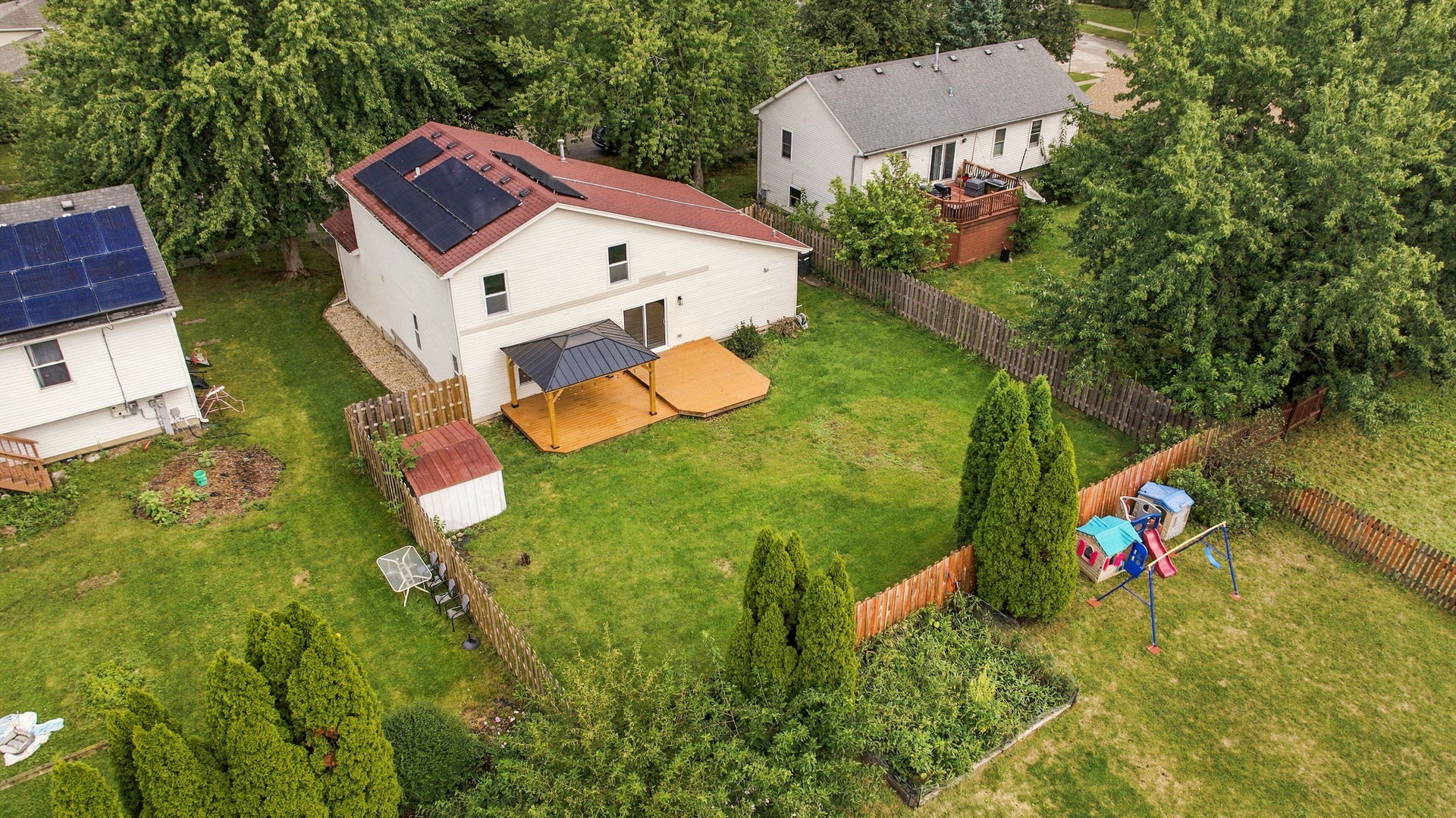 main property photo 32