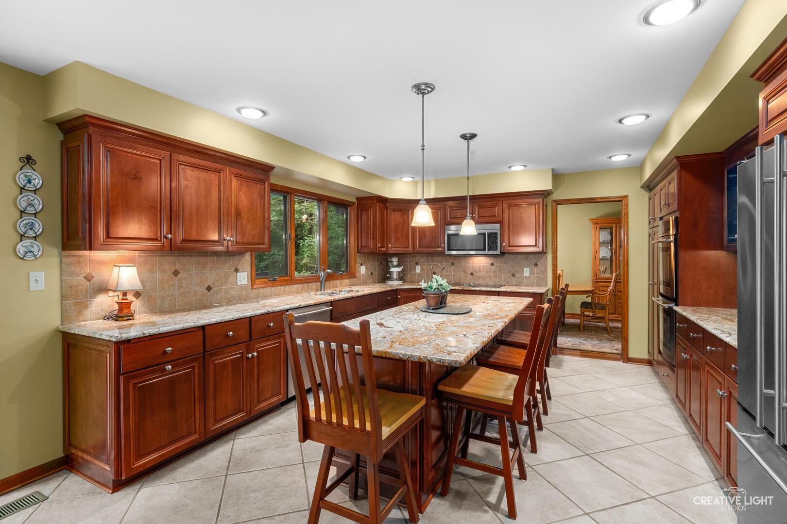 main property photo 13