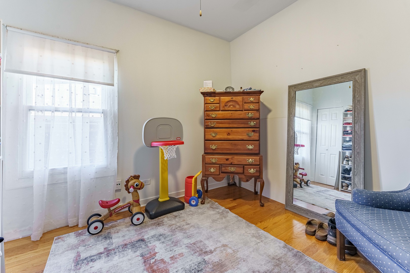 main property photo 13