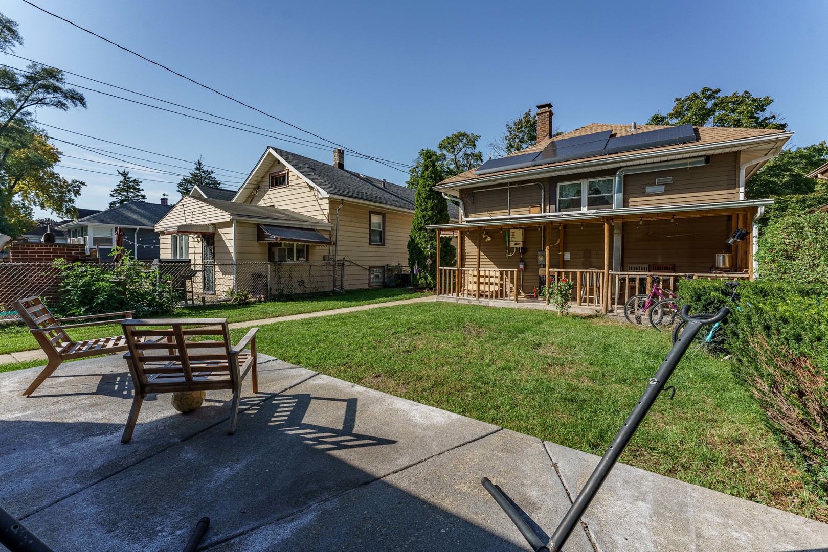 main property photo 37