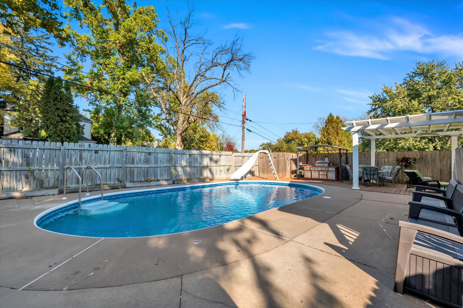 main property photo 54
