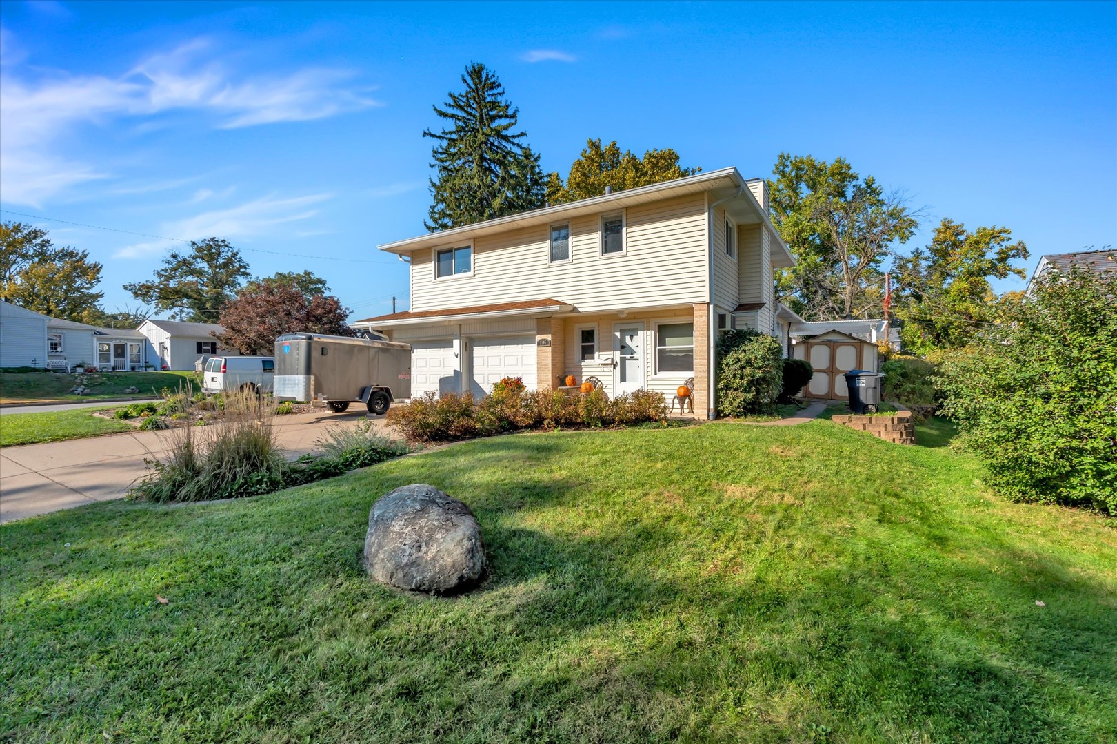 main property photo 6