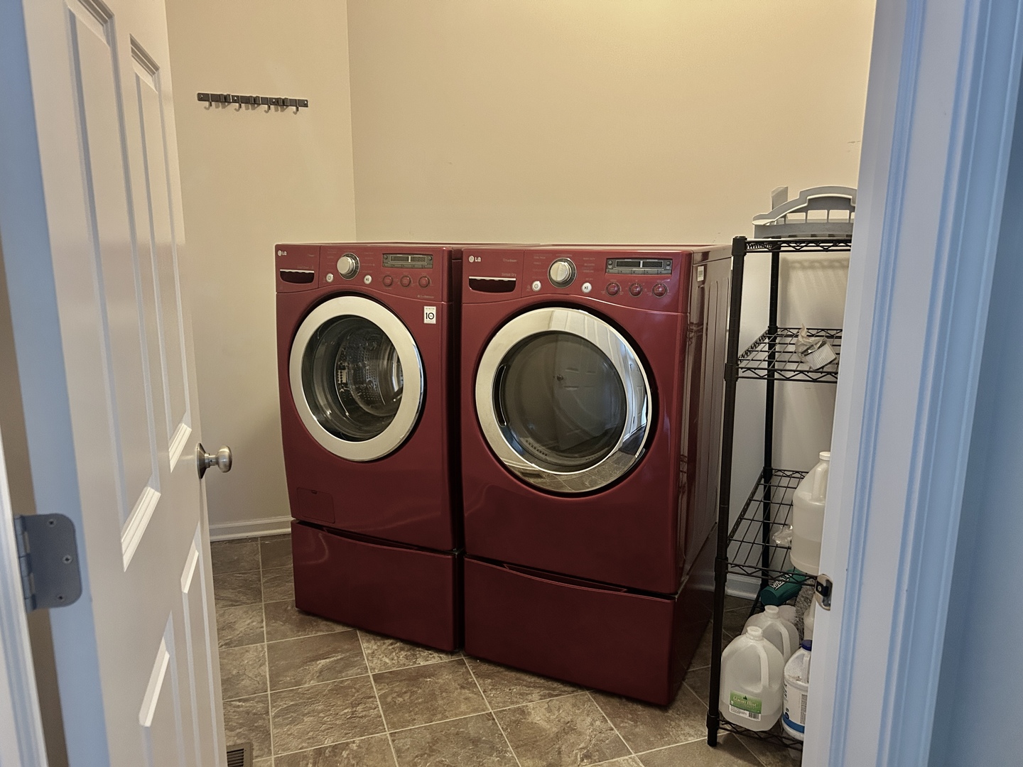 main property photo 16