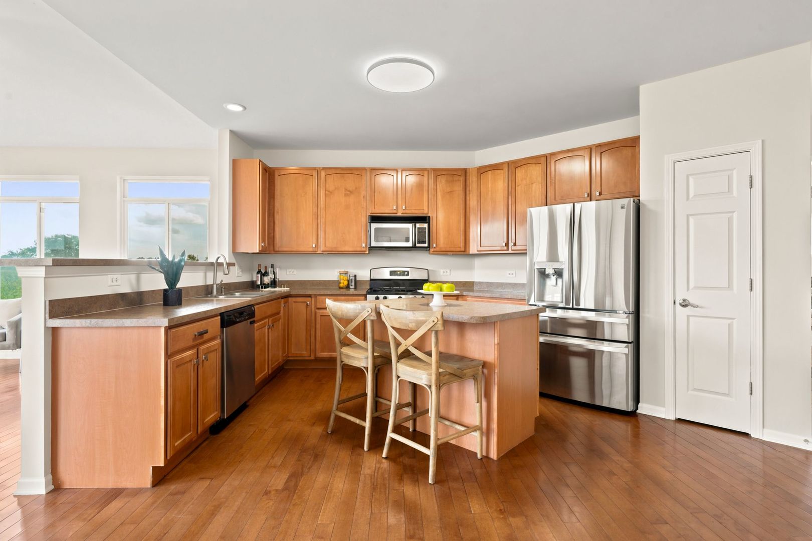 main property photo 17