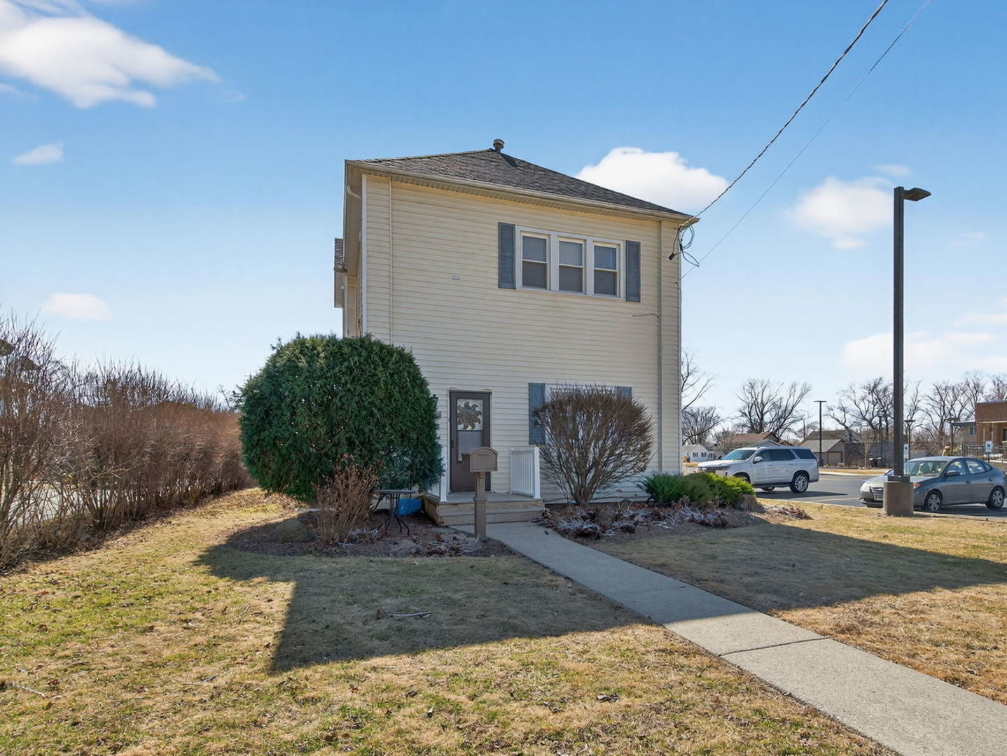 main property photo 2