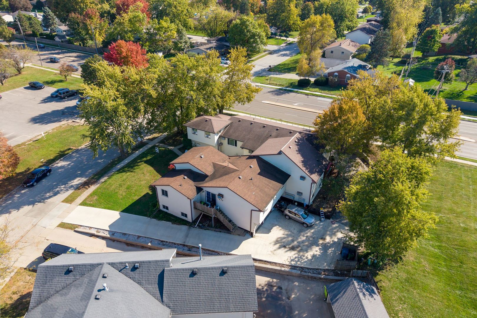 main property photo 31