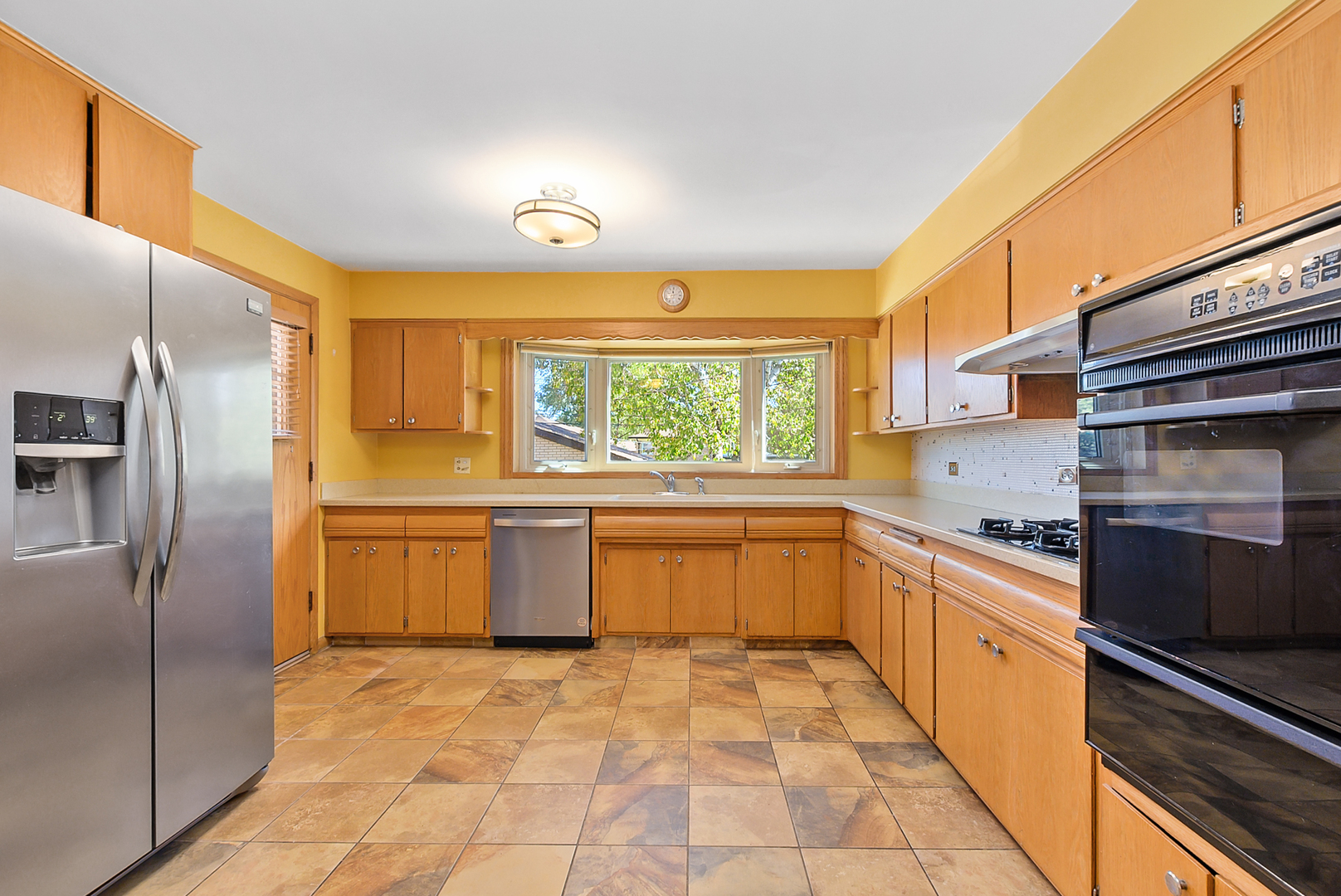 main property photo 5