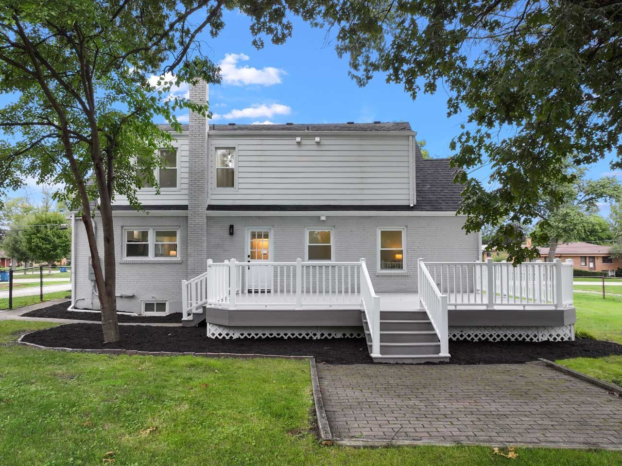 main property photo 35