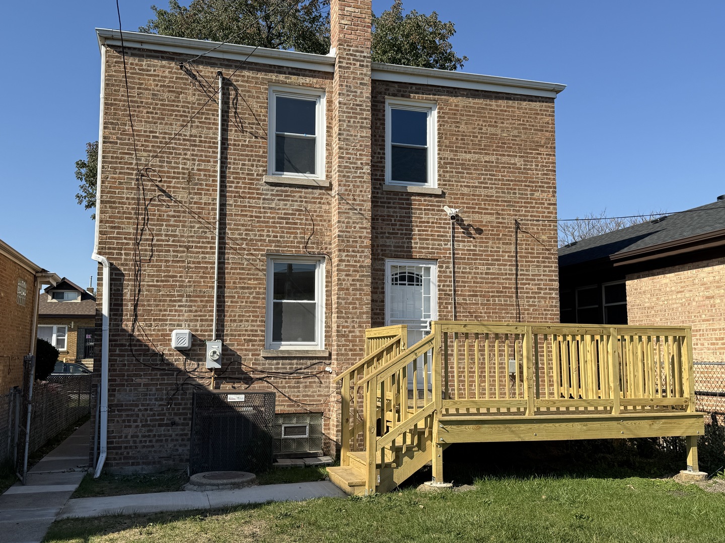 main property photo 13
