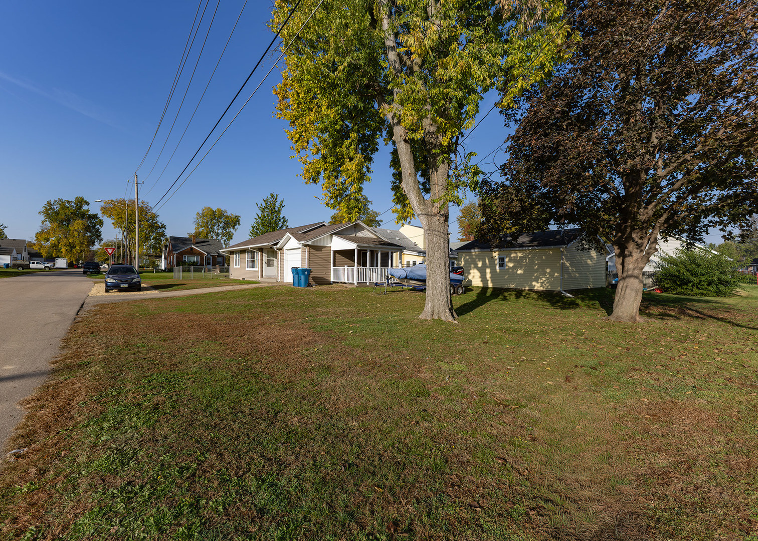 main property photo 17