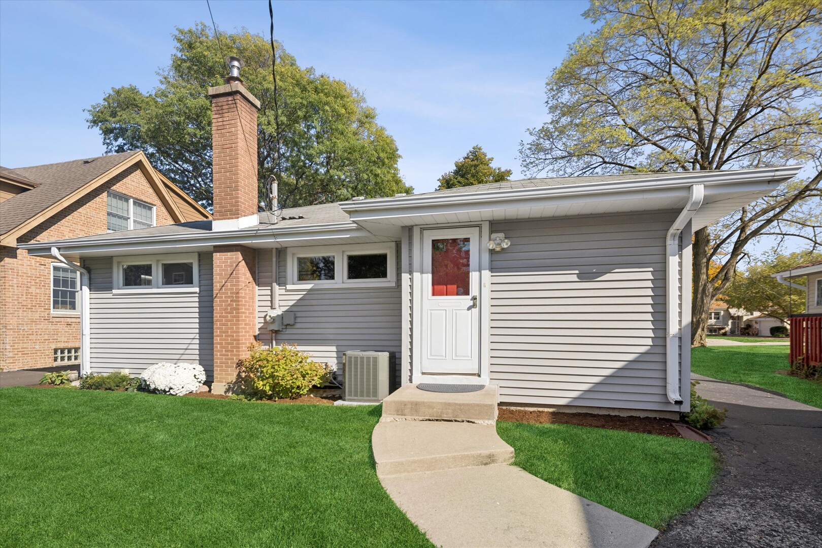 main property photo 19