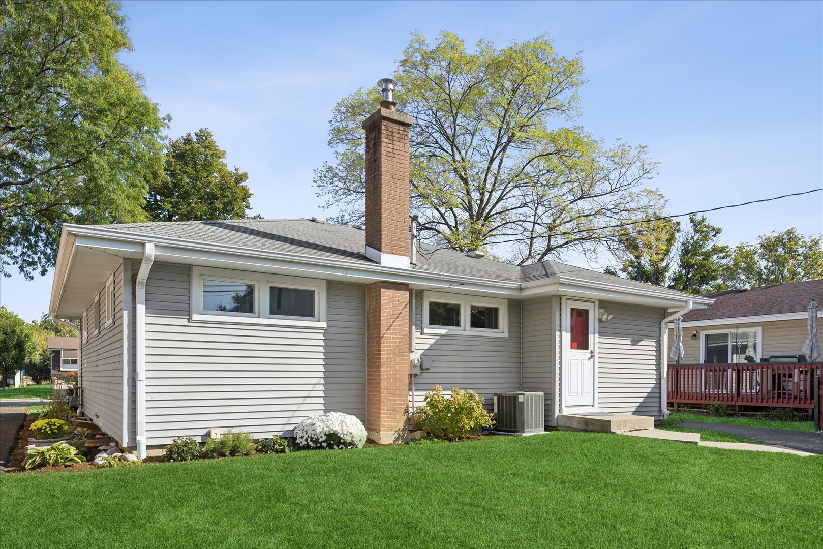 main property photo 20