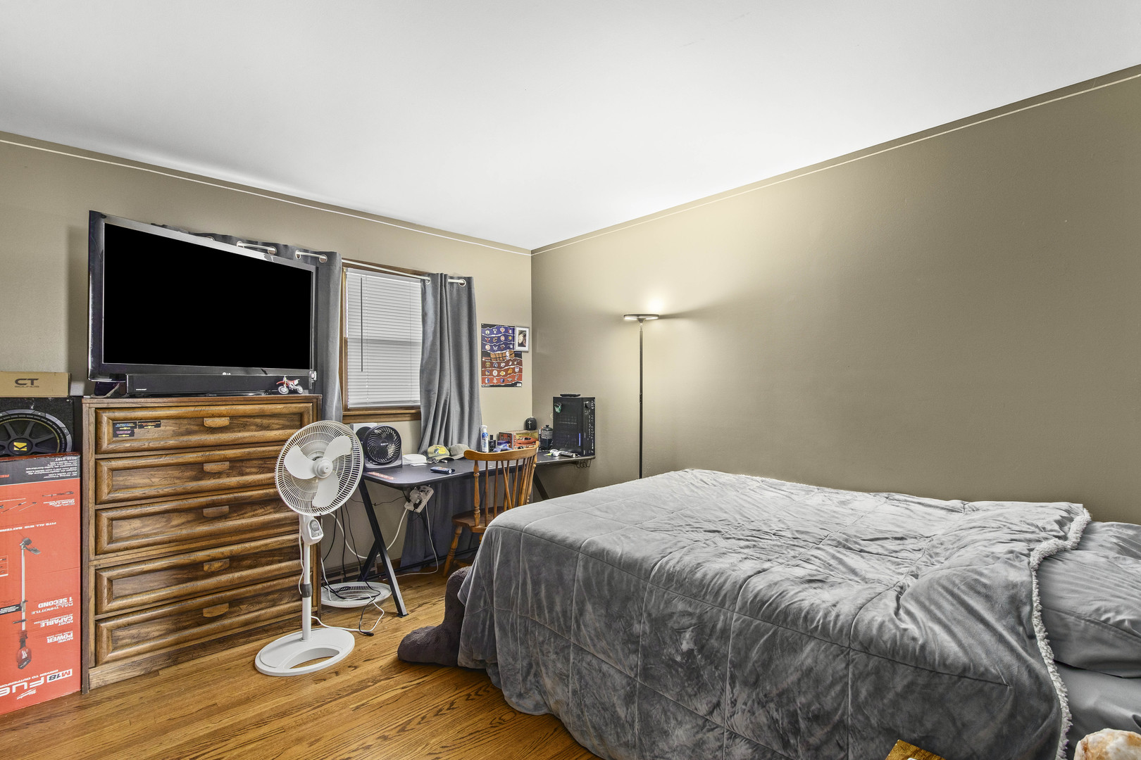 main property photo 17