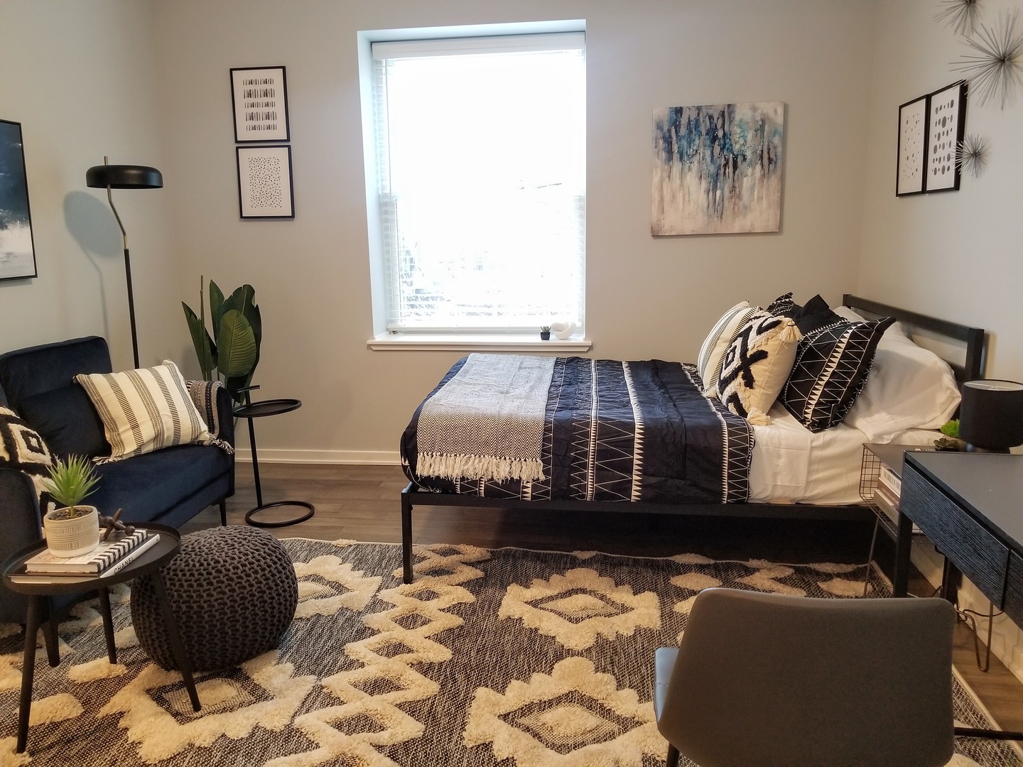 property viewer photo 7
