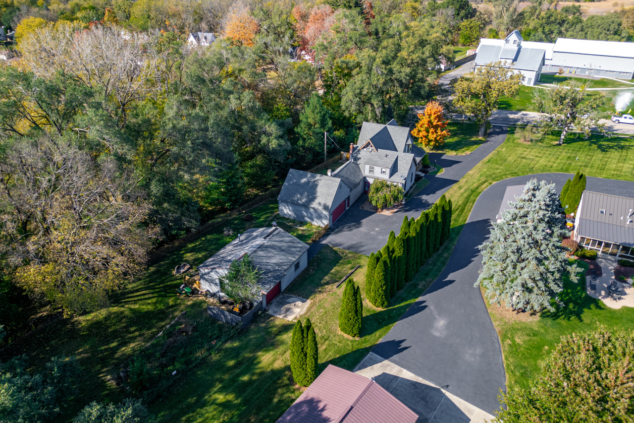 main property photo 45