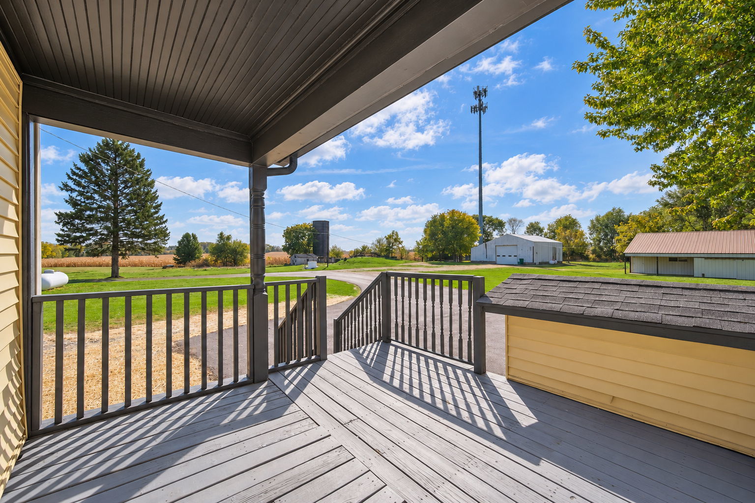 main property photo 16