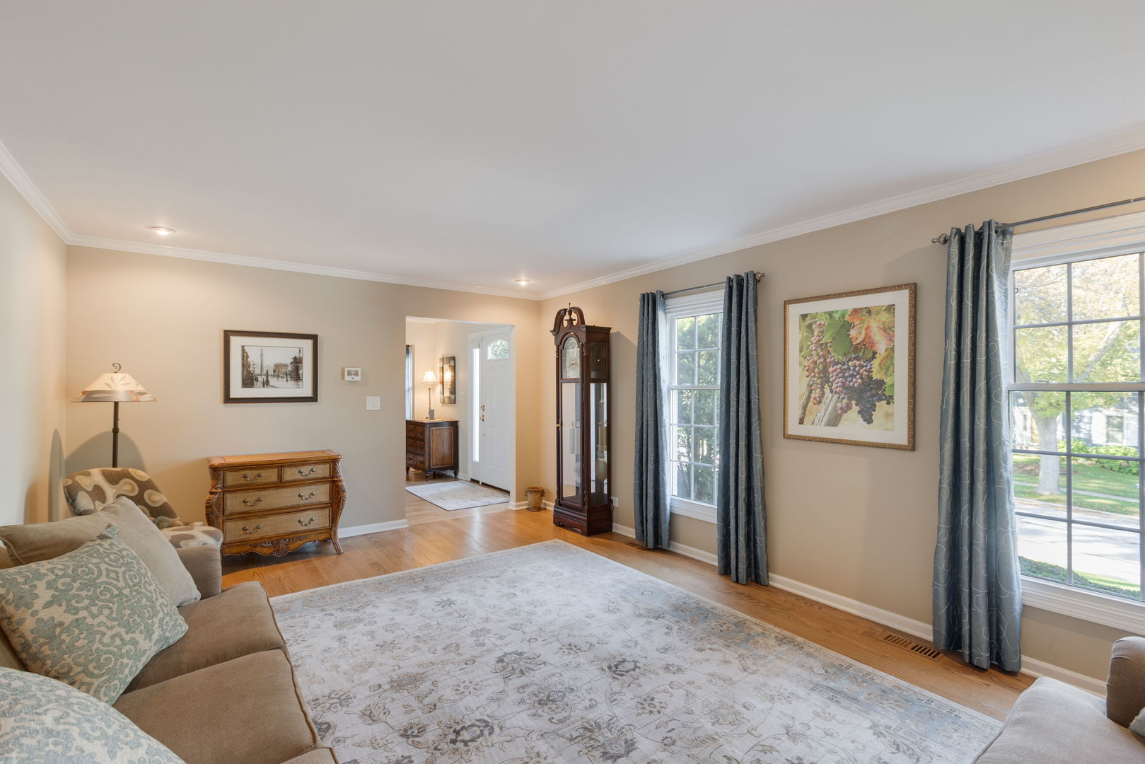 main property photo 5