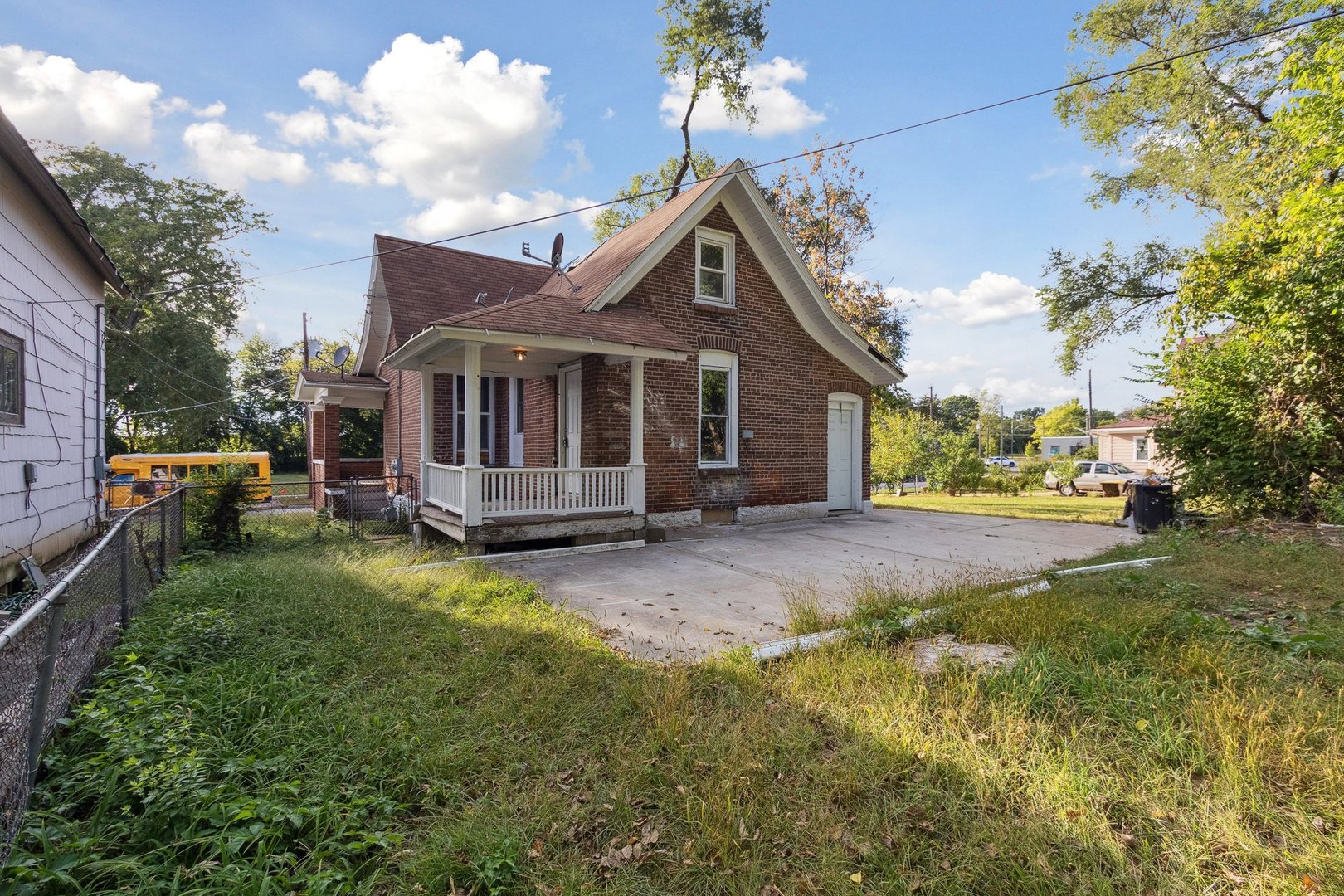 main property photo 25