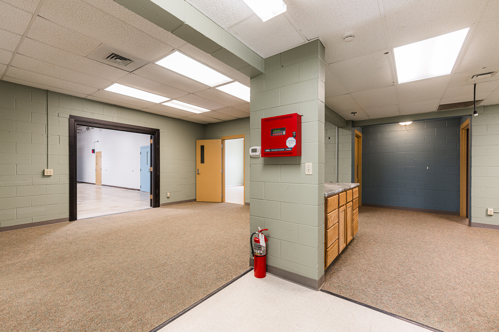 main property photo 17