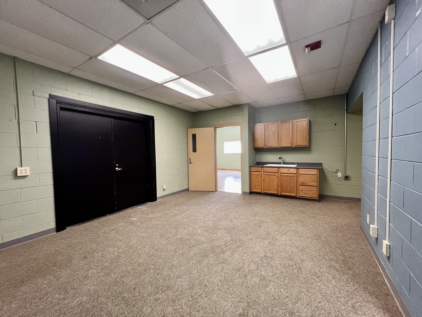 main property photo 8