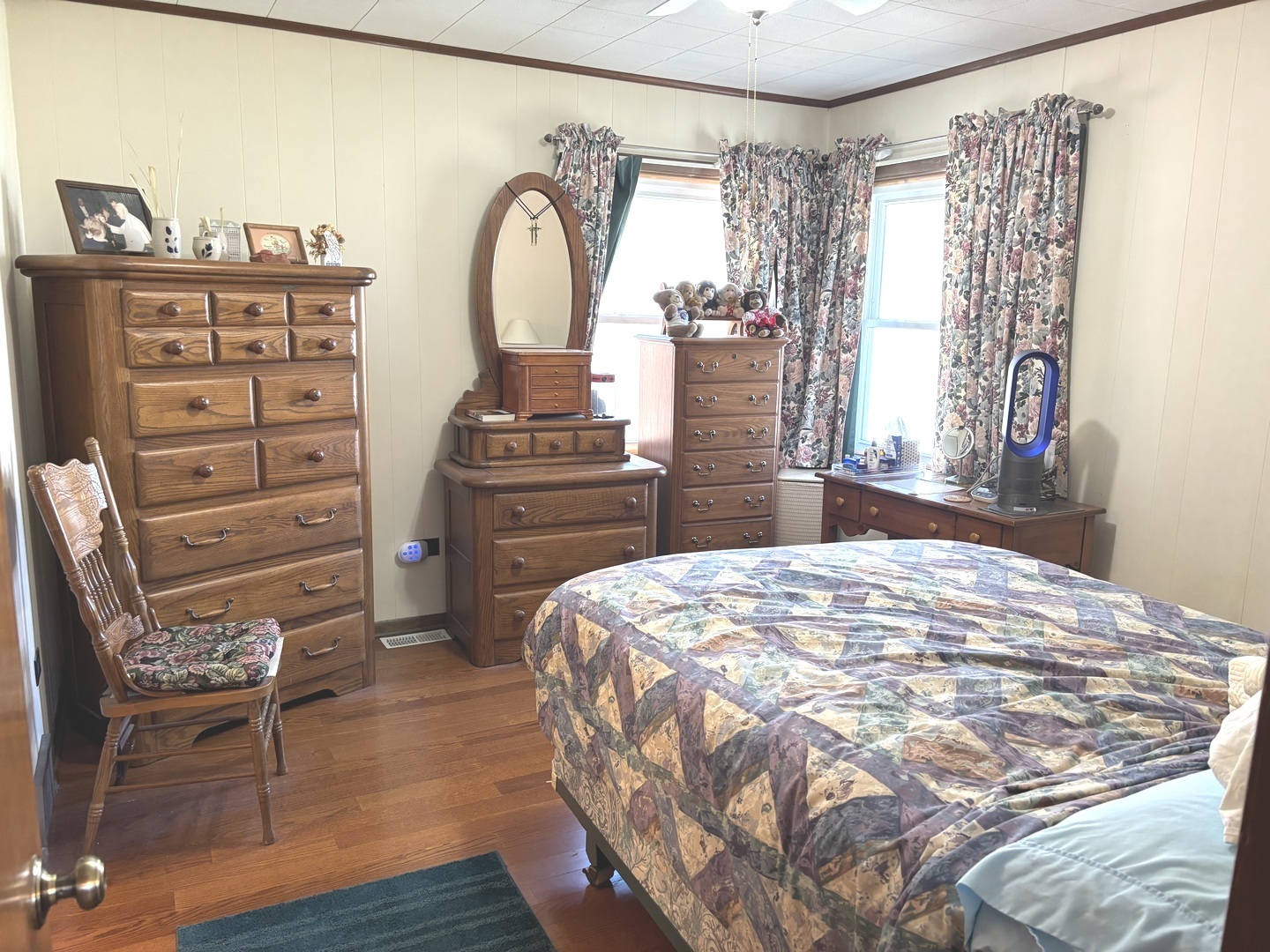 main property photo 8