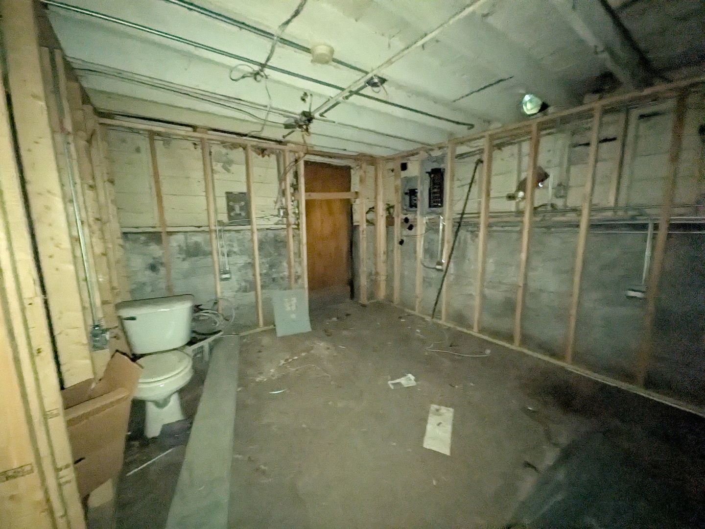 main property photo 11