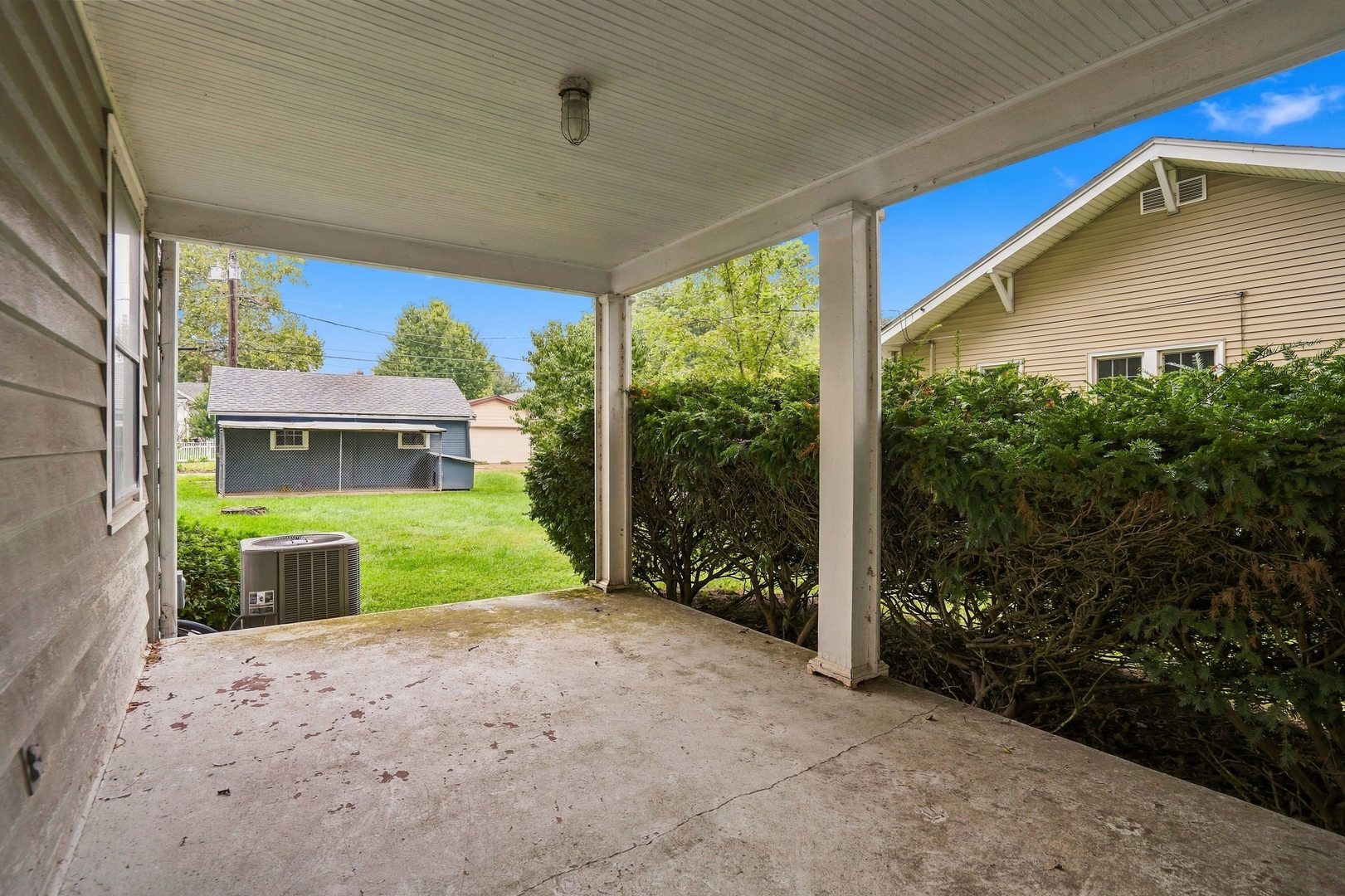 main property photo 20
