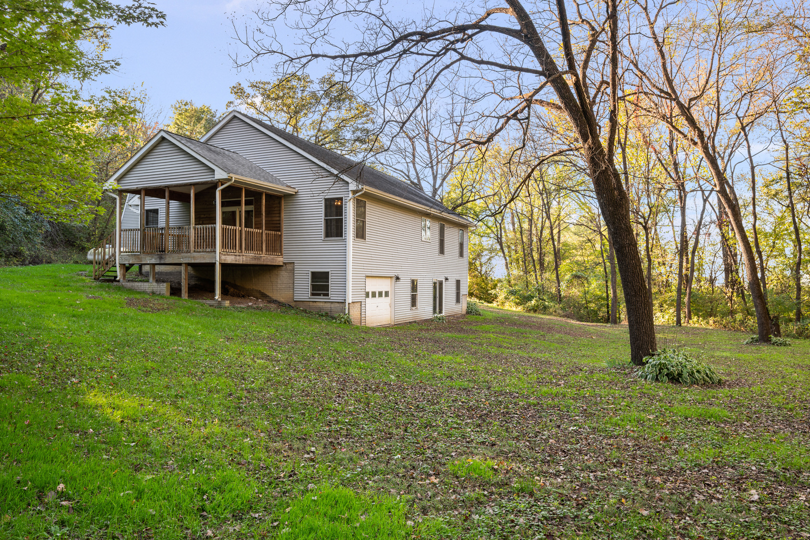 main property photo 17
