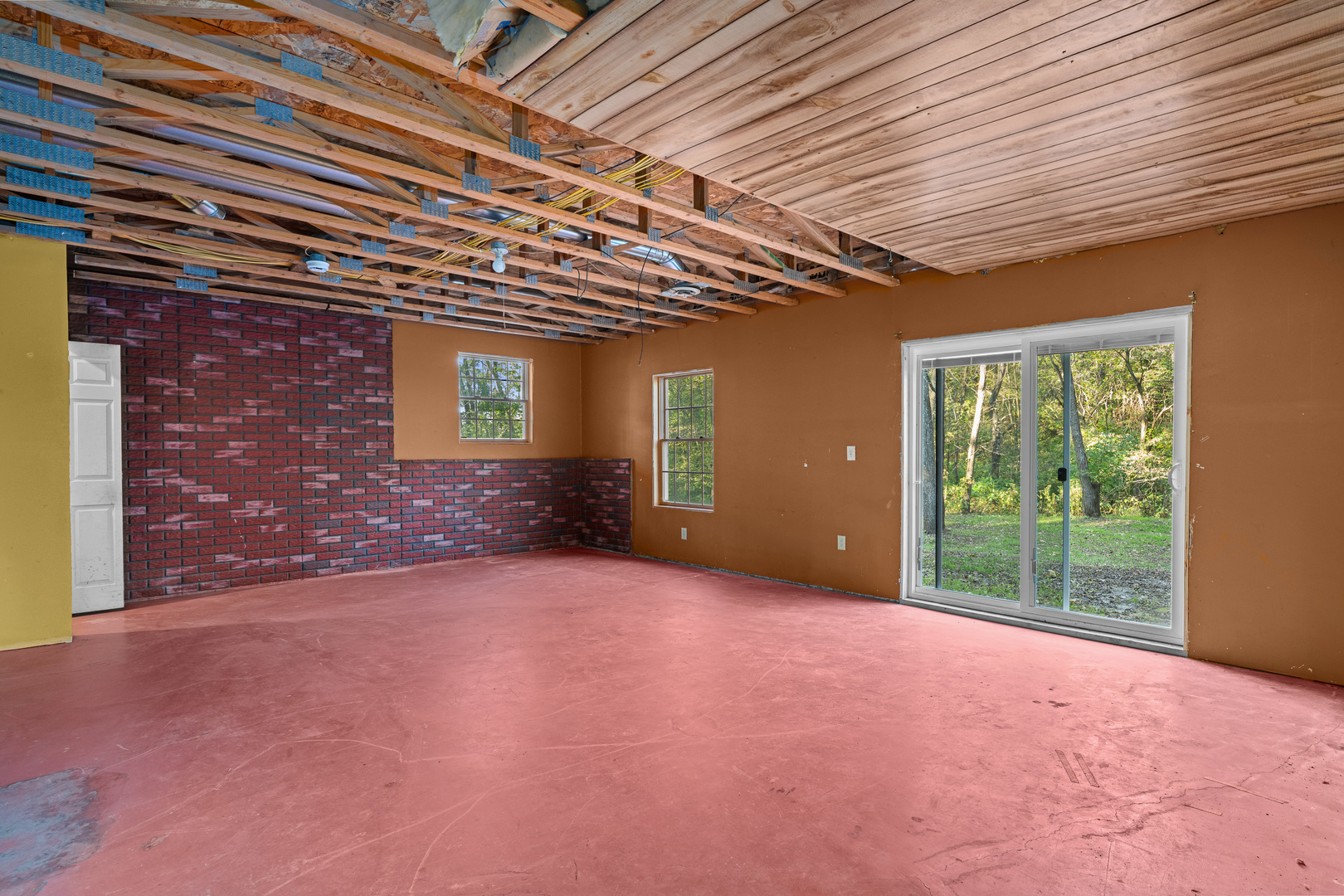 main property photo 41